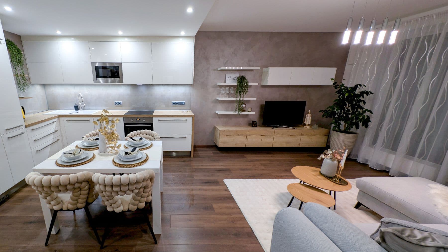 1 bedroom with open-plan kitchen flat to rent, 82 m², Rokycanova, Olomouc, Olomoucký Region 1 bedroom with open-plan kitchen flat to rent, 82 m², Rokycanova, Olomouc, Olomoucký Region