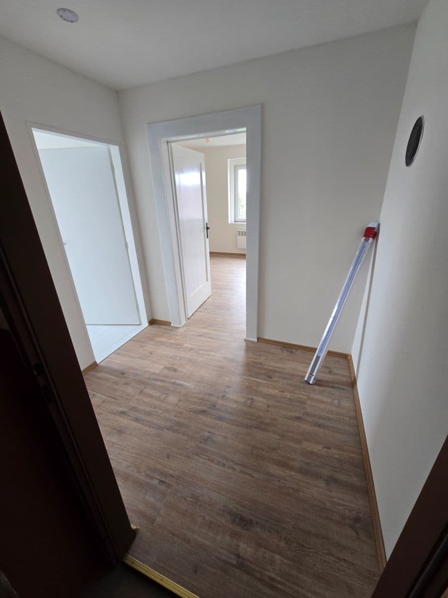 1 bedroom flat to rent, 48 m², Školní, Jesenice, Středočeský Region 1 bedroom flat to rent, 48 m², Školní, Jesenice, Středočeský Region