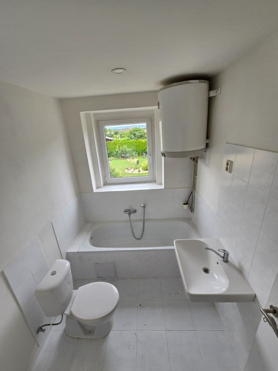 1 bedroom flat to rent, 48 m², Školní, Jesenice, Středočeský Region 1 bedroom flat to rent, 48 m², Školní, Jesenice, Středočeský Region