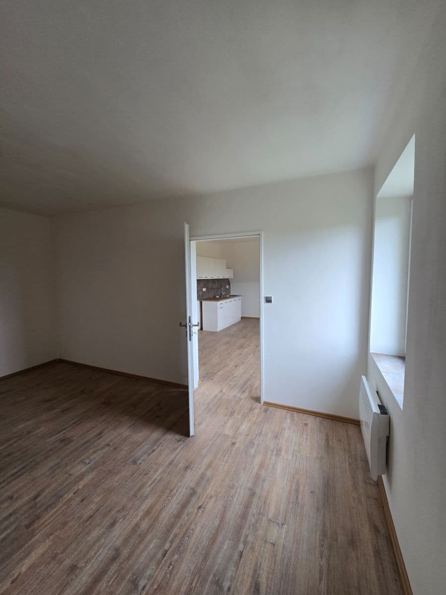 1 bedroom flat to rent, 48 m², Školní, Jesenice, Středočeský Region 1 bedroom flat to rent, 48 m², Školní, Jesenice, Středočeský Region