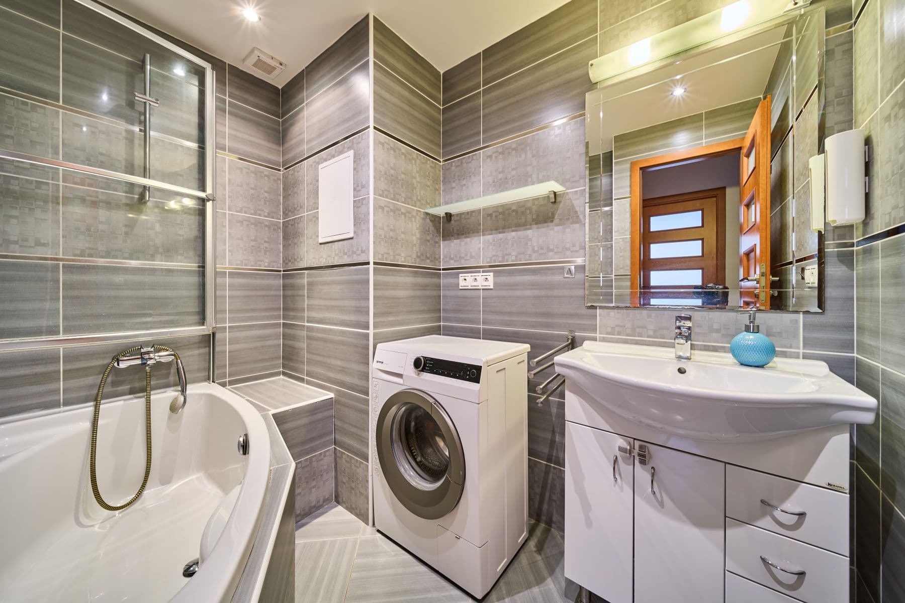 2 bedroom with open-plan kitchen flat to rent, 67 m², Rimavské Soboty, Kolín, Středočeský Region 2 bedroom with open-plan kitchen flat to rent, 67 m², Rimavské Soboty, Kolín, Středočeský Region