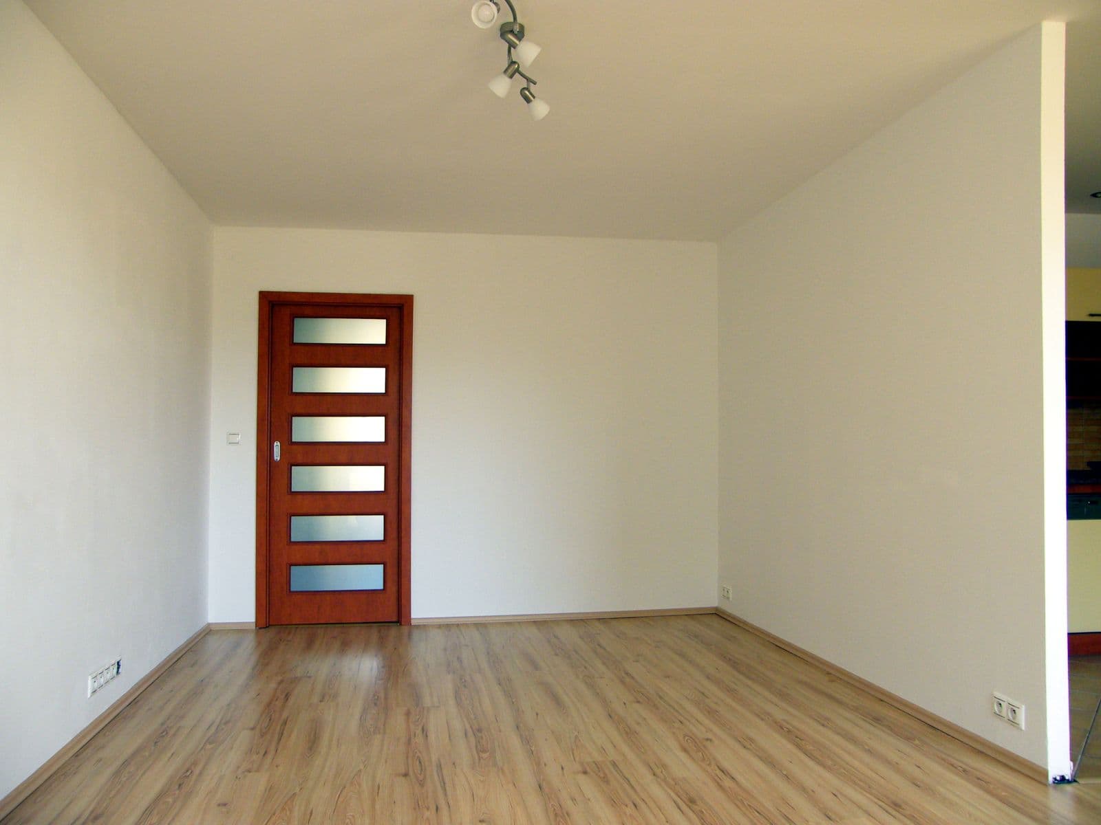 2 bedroom with open-plan kitchen flat to rent, 67 m², Rimavské Soboty, Kolín, Středočeský Region 2 bedroom with open-plan kitchen flat to rent, 67 m², Rimavské Soboty, Kolín, Středočeský Region