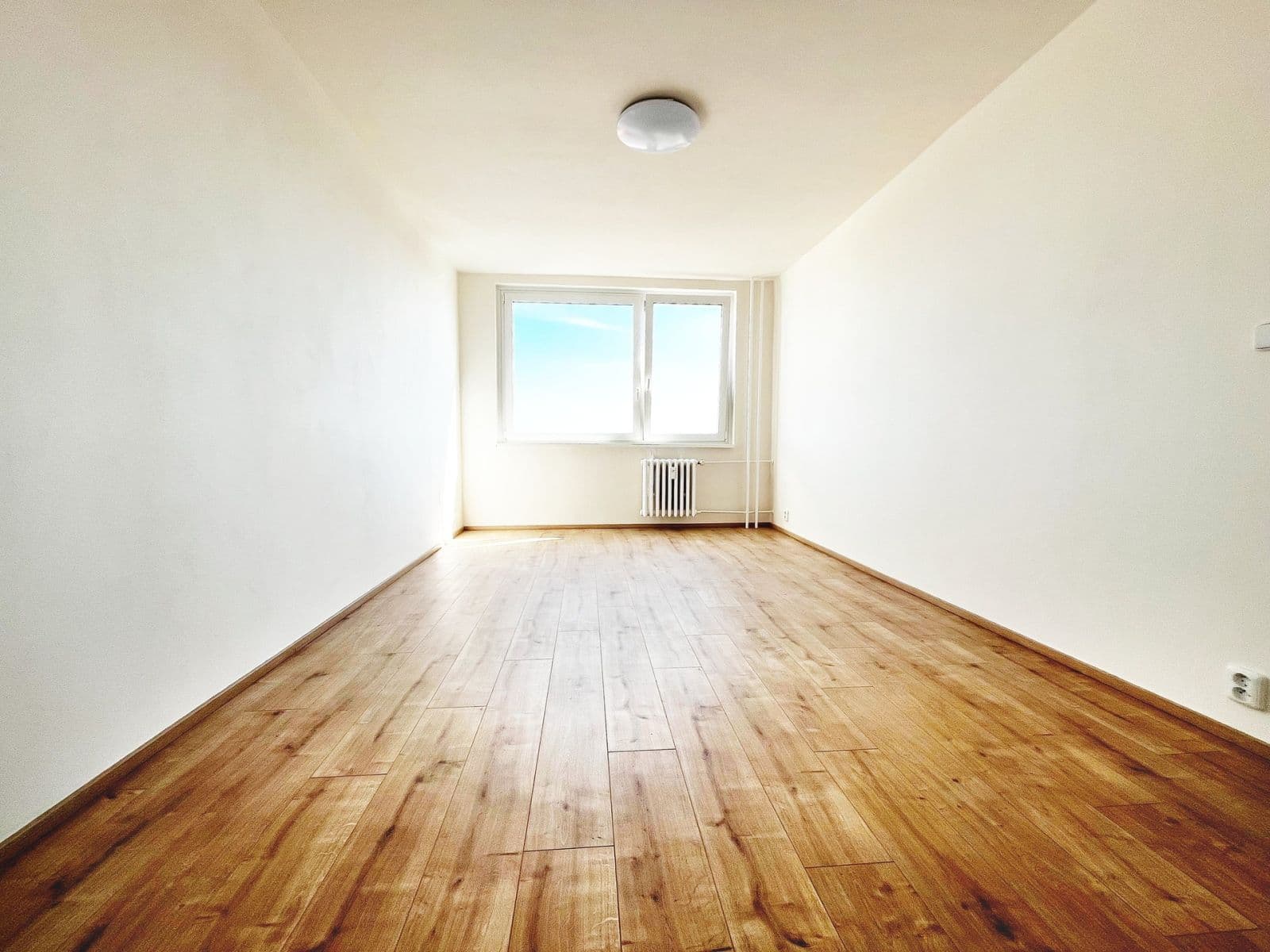 1 bedroom with open-plan kitchen flat to rent, 41 m², Ciolkovského, Prague, Prague 1 bedroom with open-plan kitchen flat to rent, 41 m², Ciolkovského, Prague, Prague