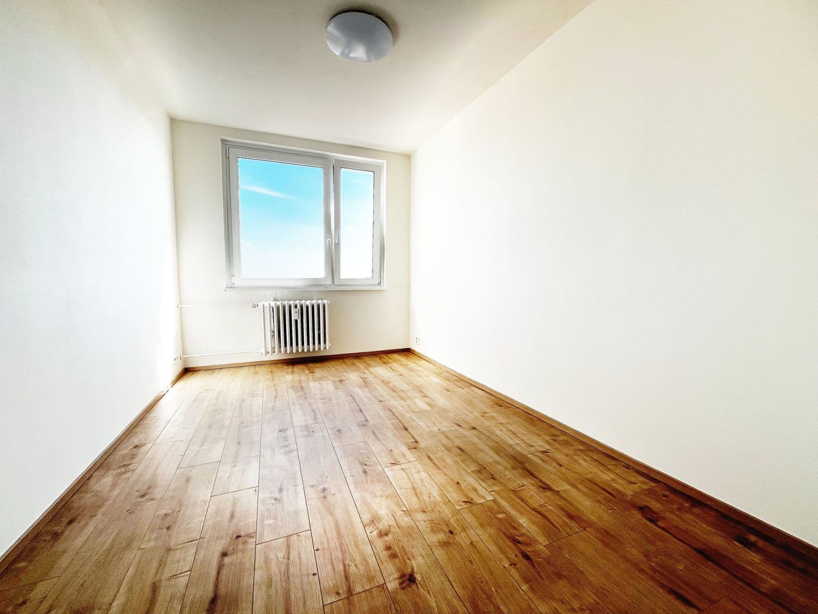 1 bedroom with open-plan kitchen flat to rent, 41 m², Ciolkovského, Prague, Prague 1 bedroom with open-plan kitchen flat to rent, 41 m², Ciolkovského, Prague, Prague