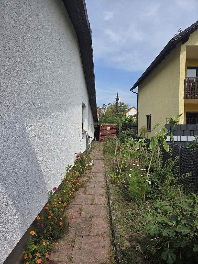 house for sale, 130 m², Oslandstr.16, Sandhausen, Baden-Württemberg house for sale, 130 m², Oslandstr.16, Sandhausen, Baden-Württemberg