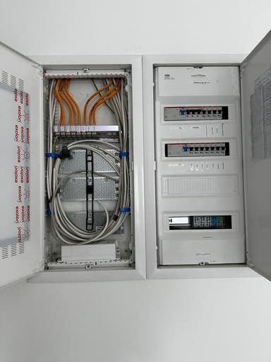 2 bedroom with open-plan kitchen flat to rent, 104 m², Essen, North Rhine-Westphalia 2 bedroom with open-plan kitchen flat to rent, 104 m², Essen, North Rhine-Westphalia