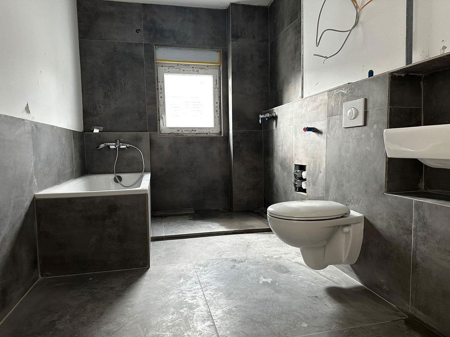 2 bedroom with open-plan kitchen flat to rent, 104 m², Essen, North Rhine-Westphalia 2 bedroom with open-plan kitchen flat to rent, 104 m², Essen, North Rhine-Westphalia