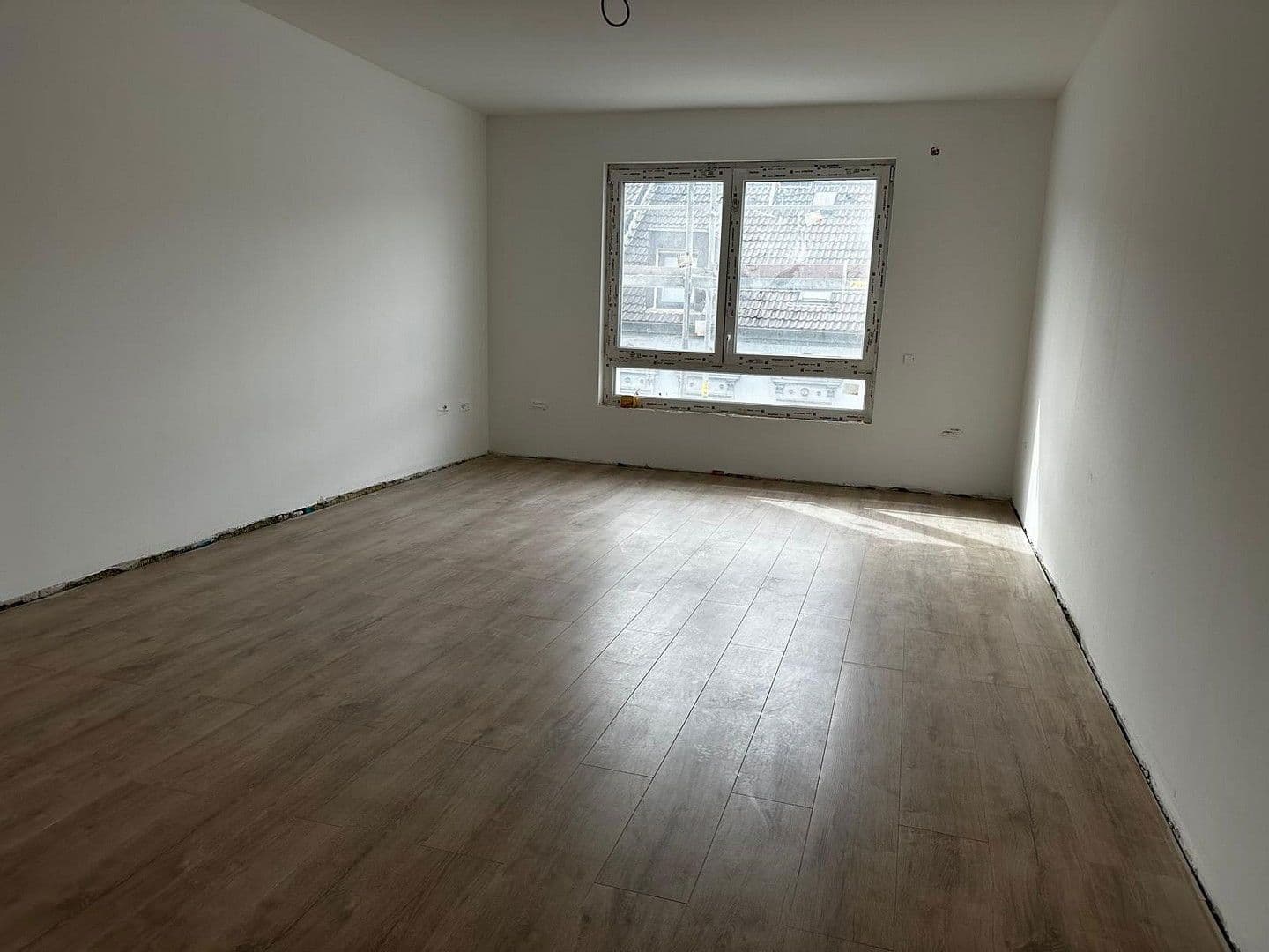 2 bedroom with open-plan kitchen flat to rent, 104 m², Essen, North Rhine-Westphalia 2 bedroom with open-plan kitchen flat to rent, 104 m², Essen, North Rhine-Westphalia