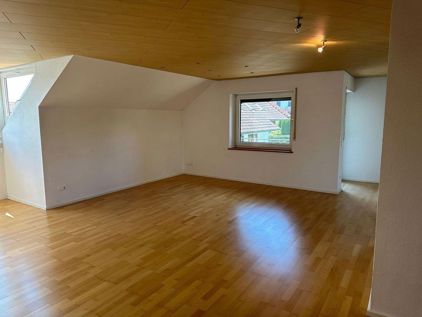 house for sale, 230 m², Ringstraße 32, Hüttisheim, Baden-Württemberg house for sale, 230 m², Ringstraße 32, Hüttisheim, Baden-Württemberg