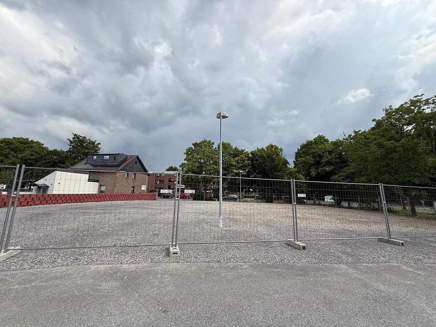 plot to rent, 1,000 m², Helmholtzstraße 5, Viersen, North Rhine-Westphalia plot to rent, 1,000 m², Helmholtzstraße 5, Viersen, North Rhine-Westphalia