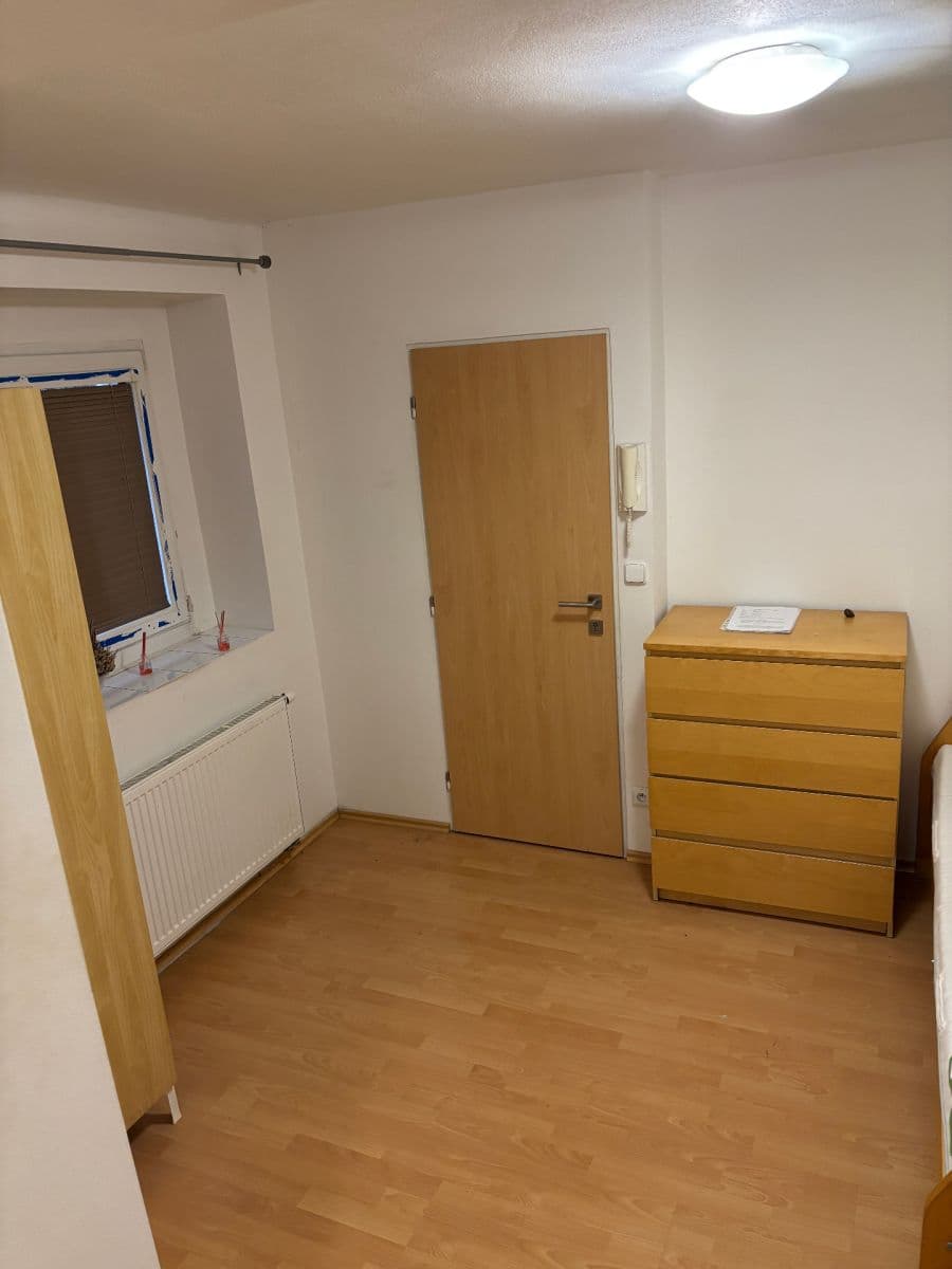 Studio flat to rent, 21 m², Rohová, Prague, Prague Studio flat to rent, 21 m², Rohová, Prague, Prague