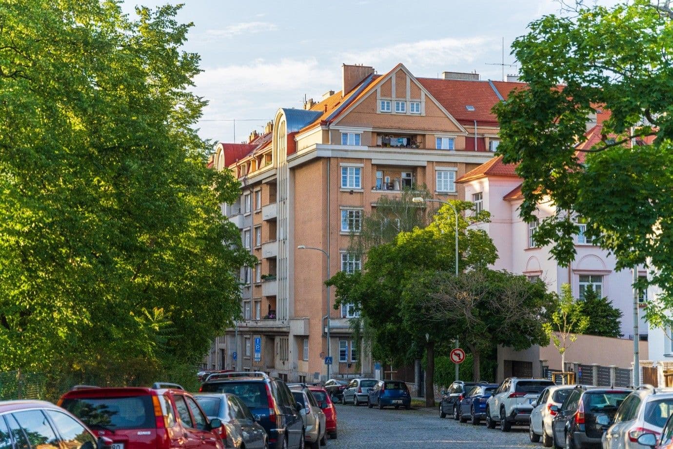 1 bedroom with open-plan kitchen flat for sale, 69 m², Jeseniova, Prague, Prague 1 bedroom with open-plan kitchen flat for sale, 69 m², Jeseniova, Prague, Prague