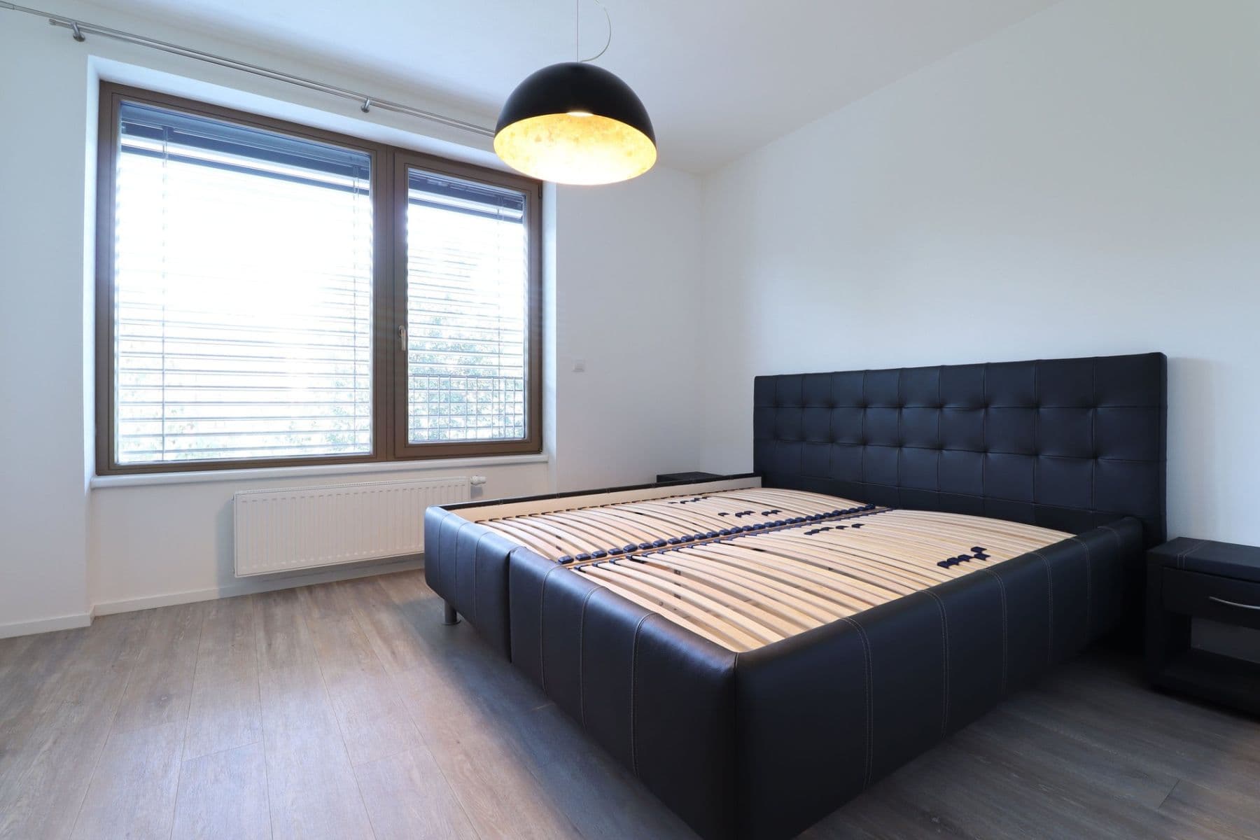3 bedroom with open-plan kitchen flat to rent, 90 m², Pallova, Plzeň, Plzeňský Region 3 bedroom with open-plan kitchen flat to rent, 90 m², Pallova, Plzeň, Plzeňský Region