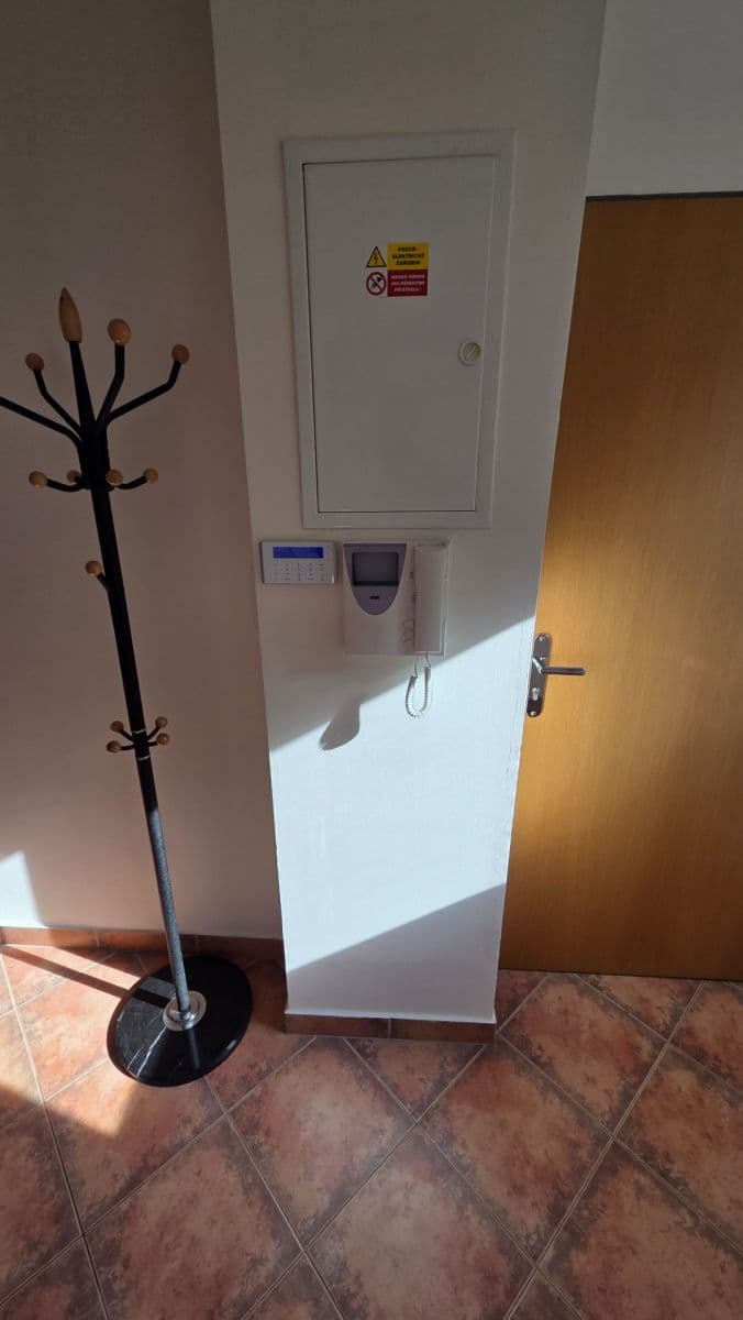 office to rent, 85 m², Na Křivce, Prague, Prague office to rent, 85 m², Na Křivce, Prague, Prague