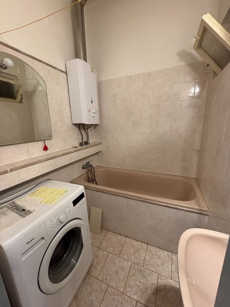 2 bedroom flat to rent, 52 m², K Moravině, Prague, Prague 2 bedroom flat to rent, 52 m², K Moravině, Prague, Prague