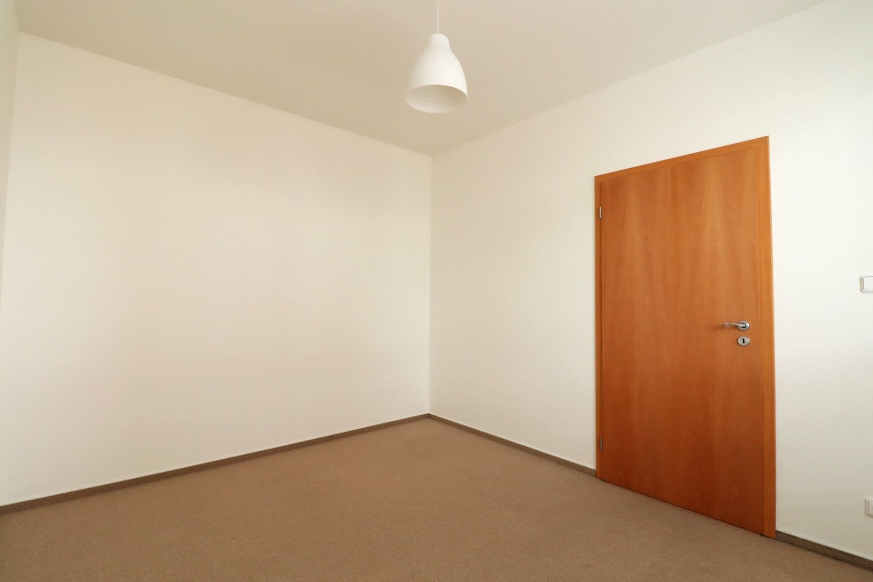 2 bedroom with open-plan kitchen flat to rent, 72 m², Pod Harfou, Prague, Prague 2 bedroom with open-plan kitchen flat to rent, 72 m², Pod Harfou, Prague, Prague