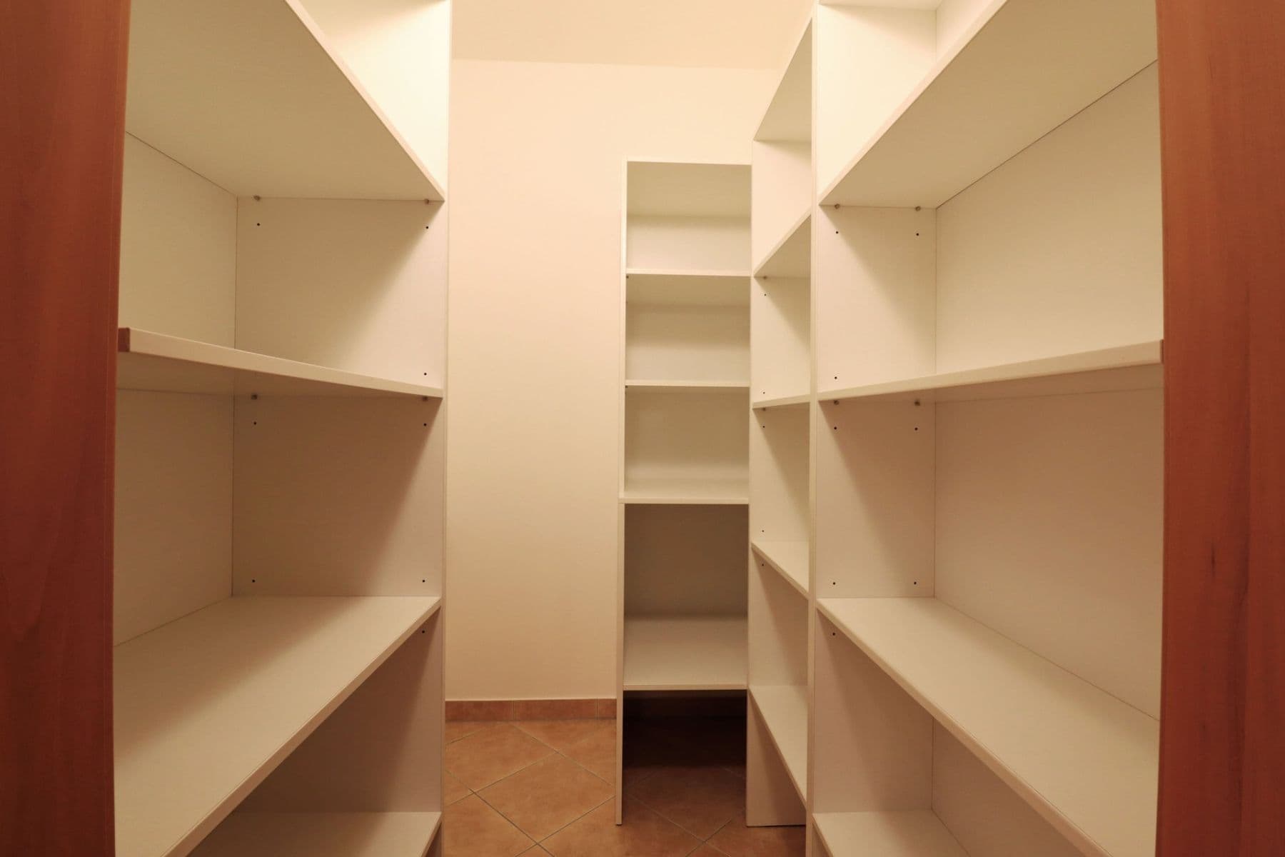 2 bedroom with open-plan kitchen flat to rent, 72 m², Pod Harfou, Prague, Prague 2 bedroom with open-plan kitchen flat to rent, 72 m², Pod Harfou, Prague, Prague