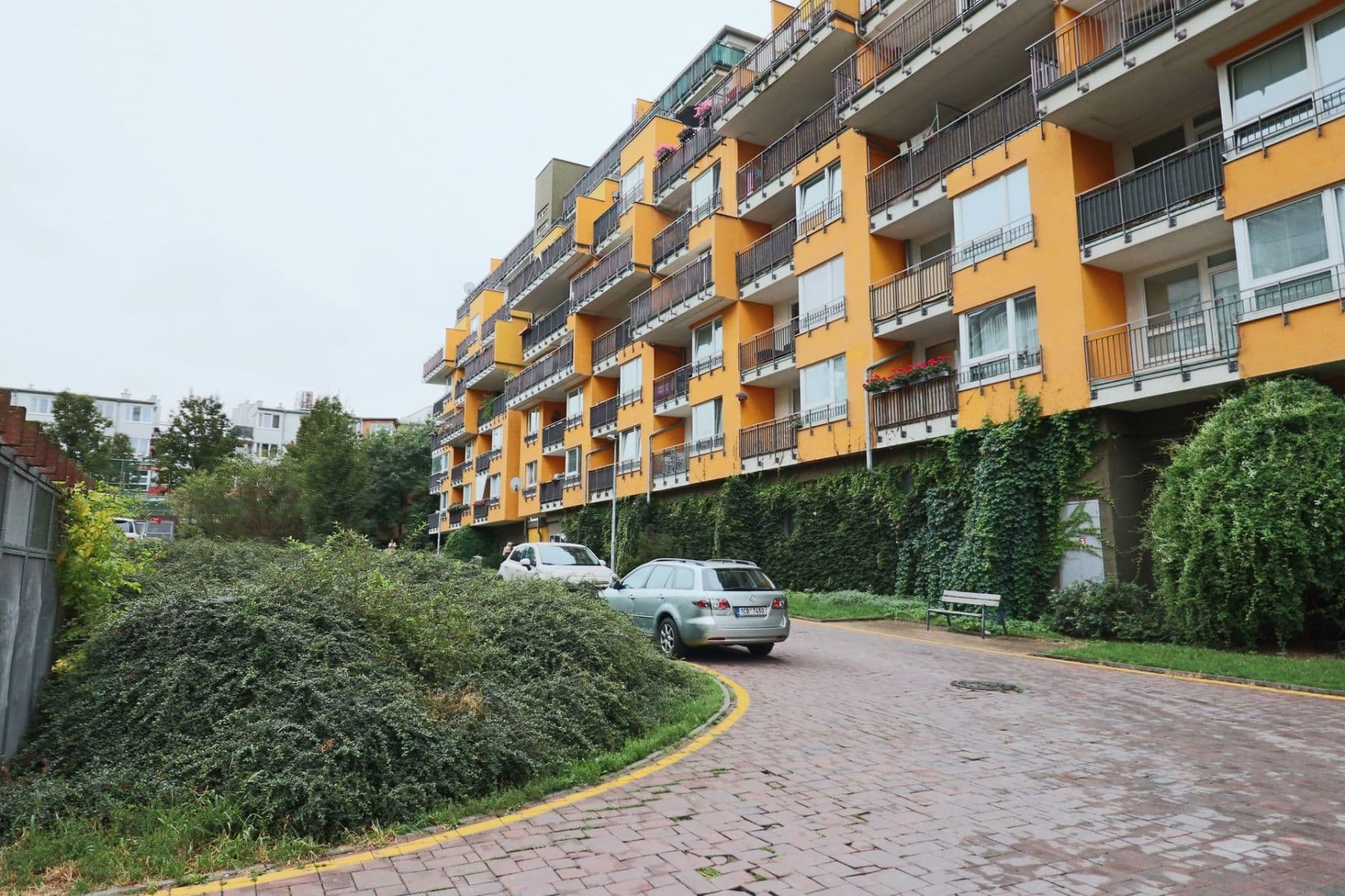 2 bedroom with open-plan kitchen flat to rent, 72 m², Pod Harfou, Prague, Prague 2 bedroom with open-plan kitchen flat to rent, 72 m², Pod Harfou, Prague, Prague