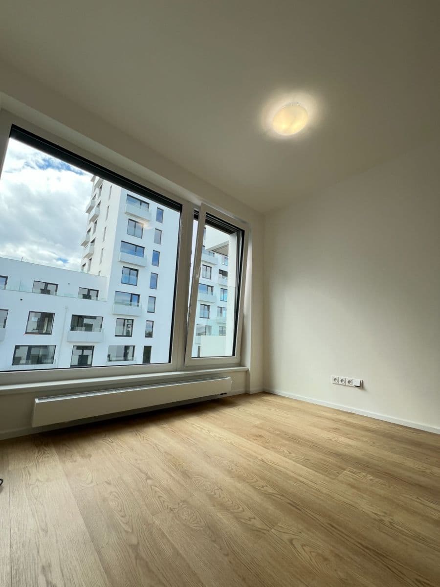 Studio flat to rent, 29 m², třída Generála Píky, Brno, Jihomoravský Region Studio flat to rent, 29 m², třída Generála Píky, Brno, Jihomoravský Region