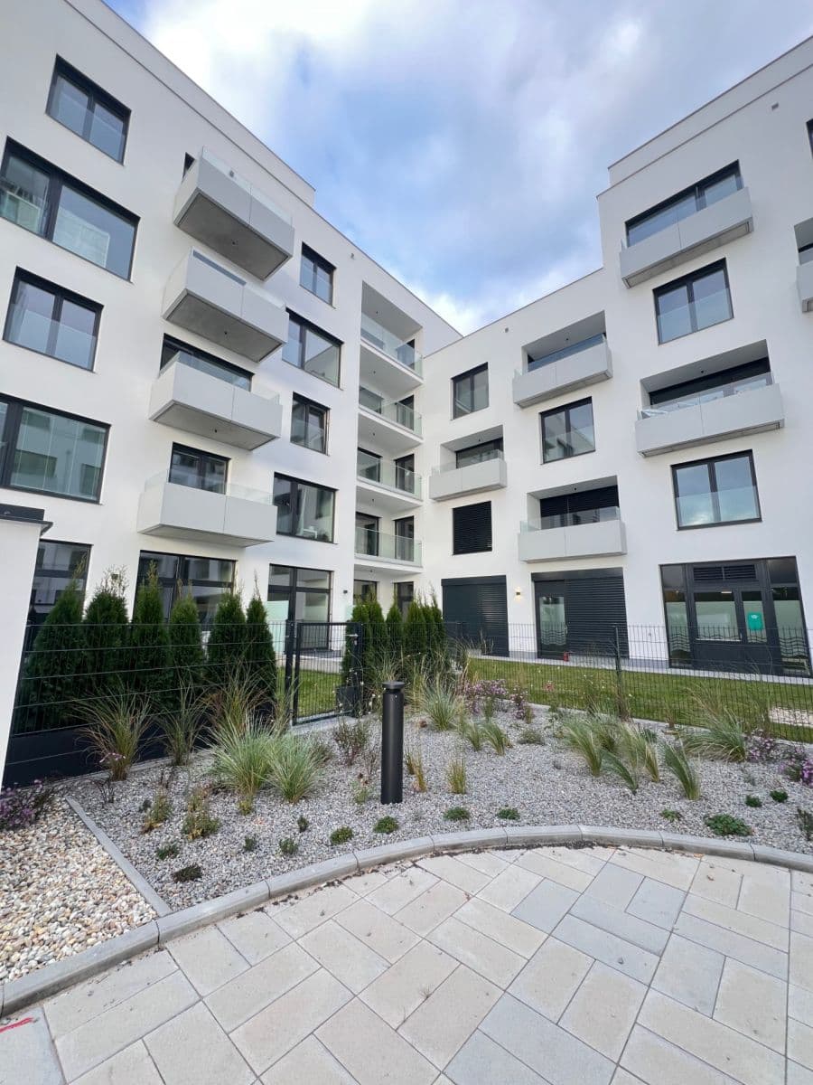 Studio flat to rent, 29 m², třída Generála Píky, Brno, Jihomoravský Region Studio flat to rent, 29 m², třída Generála Píky, Brno, Jihomoravský Region