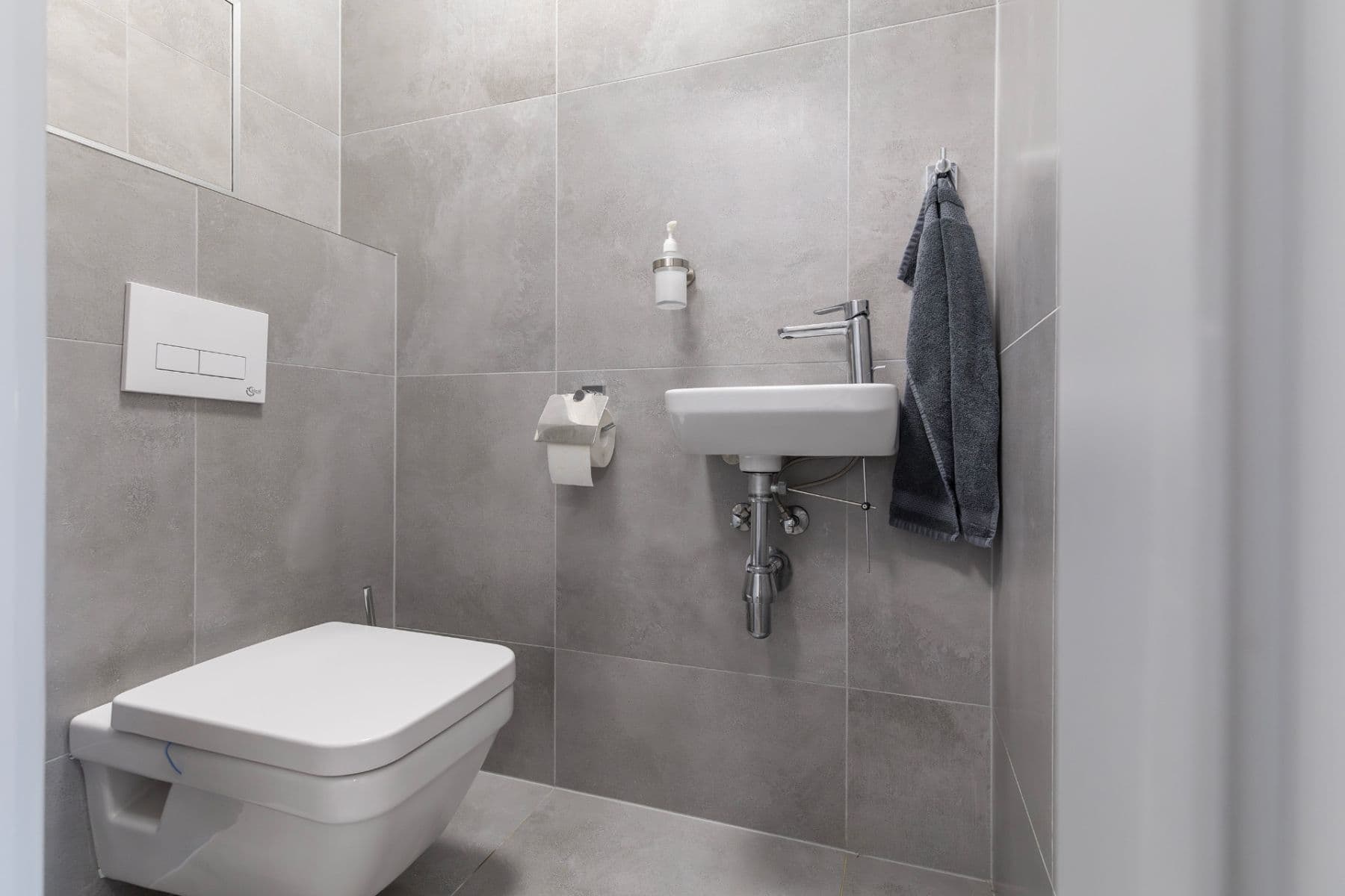 1 bedroom with open-plan kitchen flat for sale, 63 m², Nové Dvory-Podhůří, Frýdek-Místek, Moravskoslezský Region 1 bedroom with open-plan kitchen flat for sale, 63 m², Nové Dvory-Podhůří, Frýdek-Místek, Moravskoslezský Region