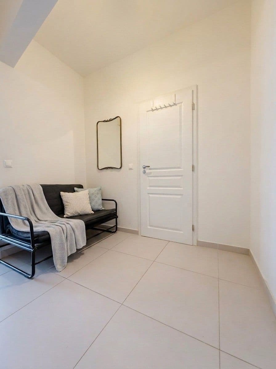 Studio flat to rent, 35 m², Štěpánská, Prague, Prague Studio flat to rent, 35 m², Štěpánská, Prague, Prague