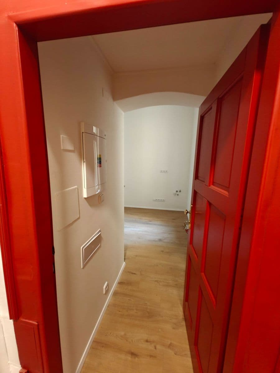 1 bedroom flat to rent, 34 m², Vlkova, Prague, Prague 1 bedroom flat to rent, 34 m², Vlkova, Prague, Prague