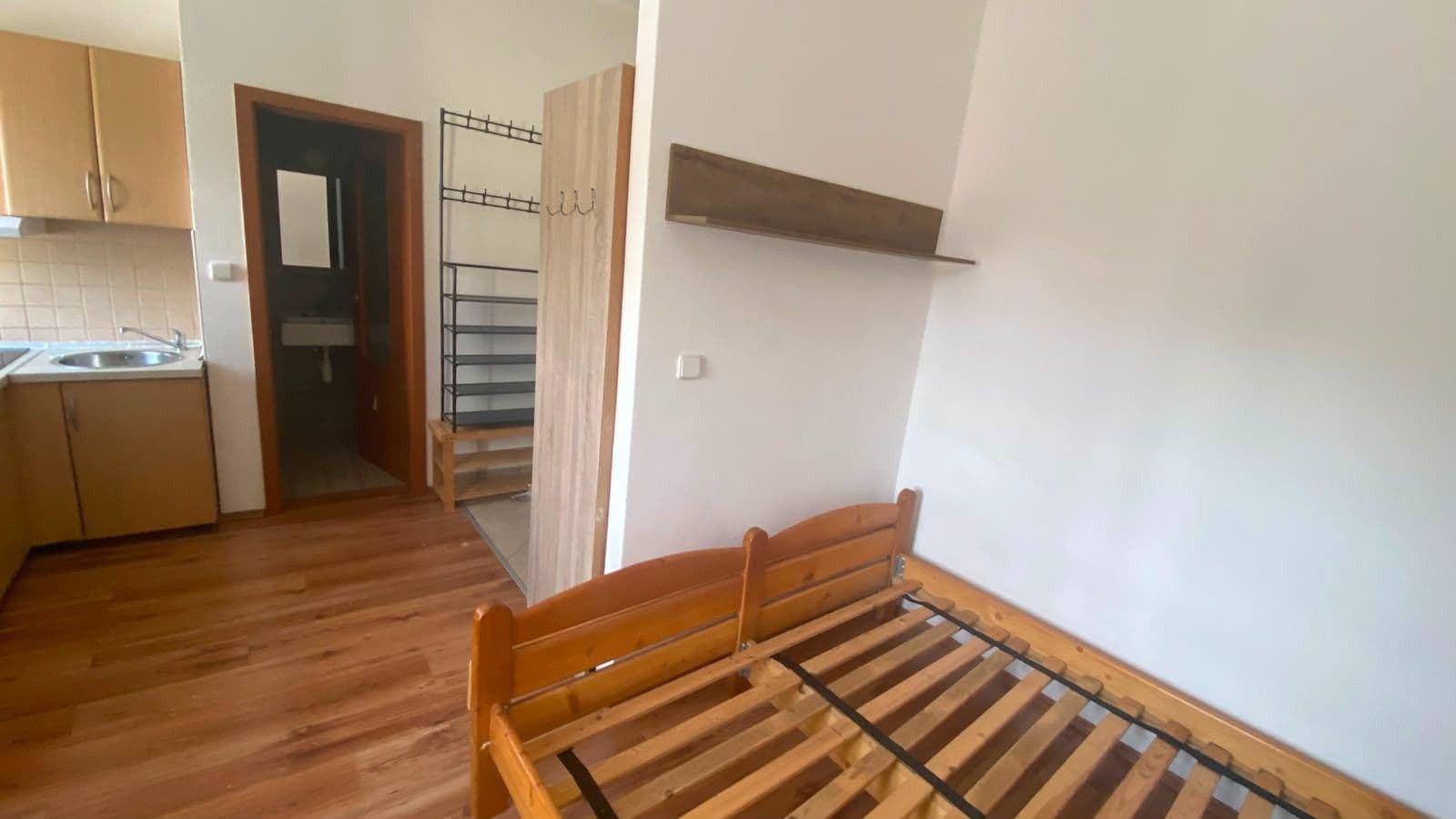 Studio flat to rent, 21 m², U Tvrze, Prague, Prague Studio flat to rent, 21 m², U Tvrze, Prague, Prague