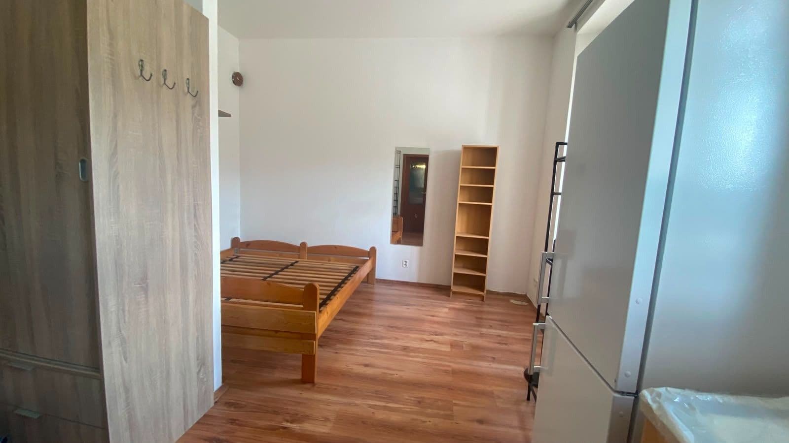 Studio flat to rent, 21 m², U Tvrze, Prague, Prague Studio flat to rent, 21 m², U Tvrze, Prague, Prague