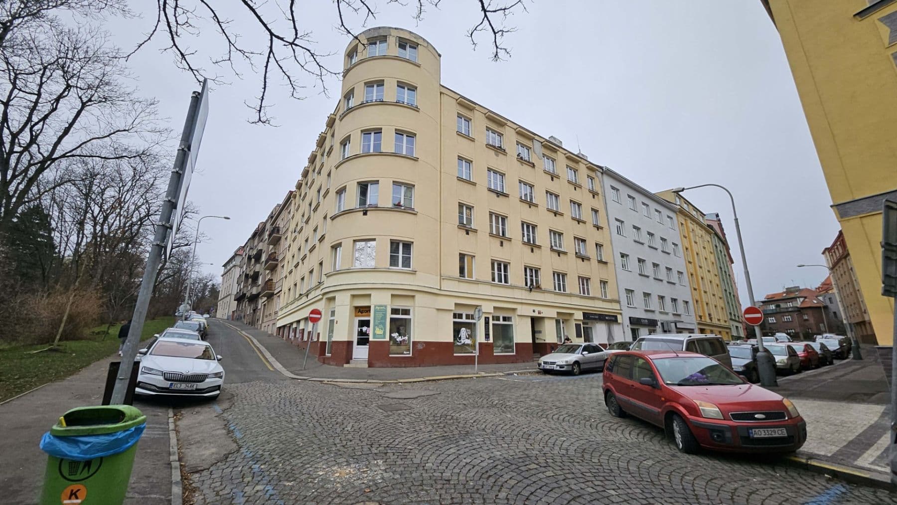 1 bedroom with open-plan kitchen flat to rent, 42 m², Horní, Prague, Prague 1 bedroom with open-plan kitchen flat to rent, 42 m², Horní, Prague, Prague
