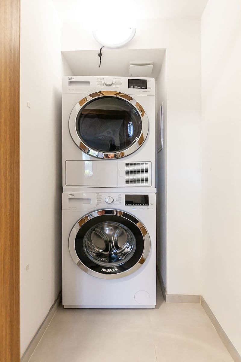 3 bedroom with open-plan kitchen flat for sale, 95 m², Nad Rybníčky, Prague, Prague 3 bedroom with open-plan kitchen flat for sale, 95 m², Nad Rybníčky, Prague, Prague