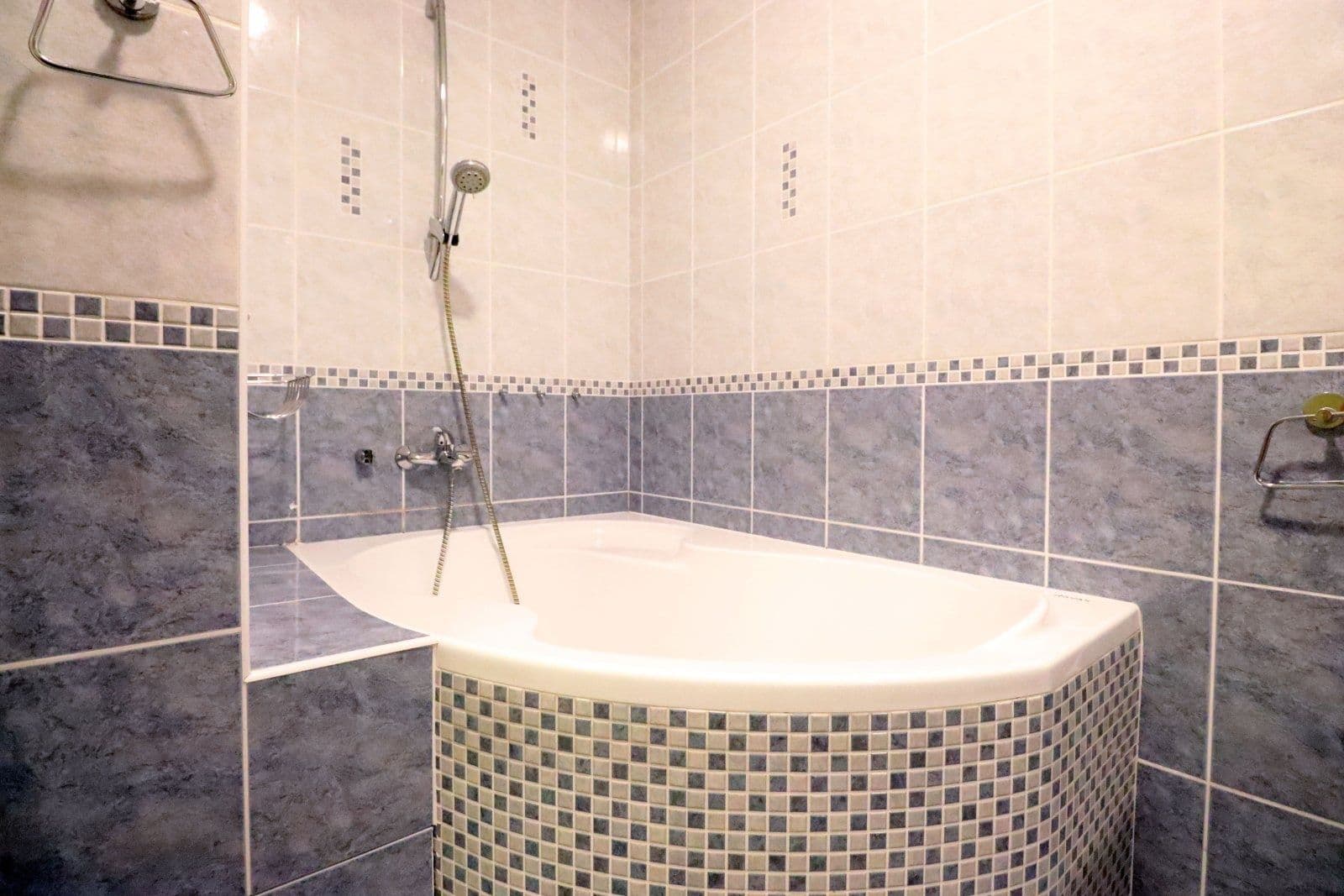 2 bedroom with open-plan kitchen flat to rent, 81 m², Hořelické náměstí, Rudná, Středočeský Region 2 bedroom with open-plan kitchen flat to rent, 81 m², Hořelické náměstí, Rudná, Středočeský Region