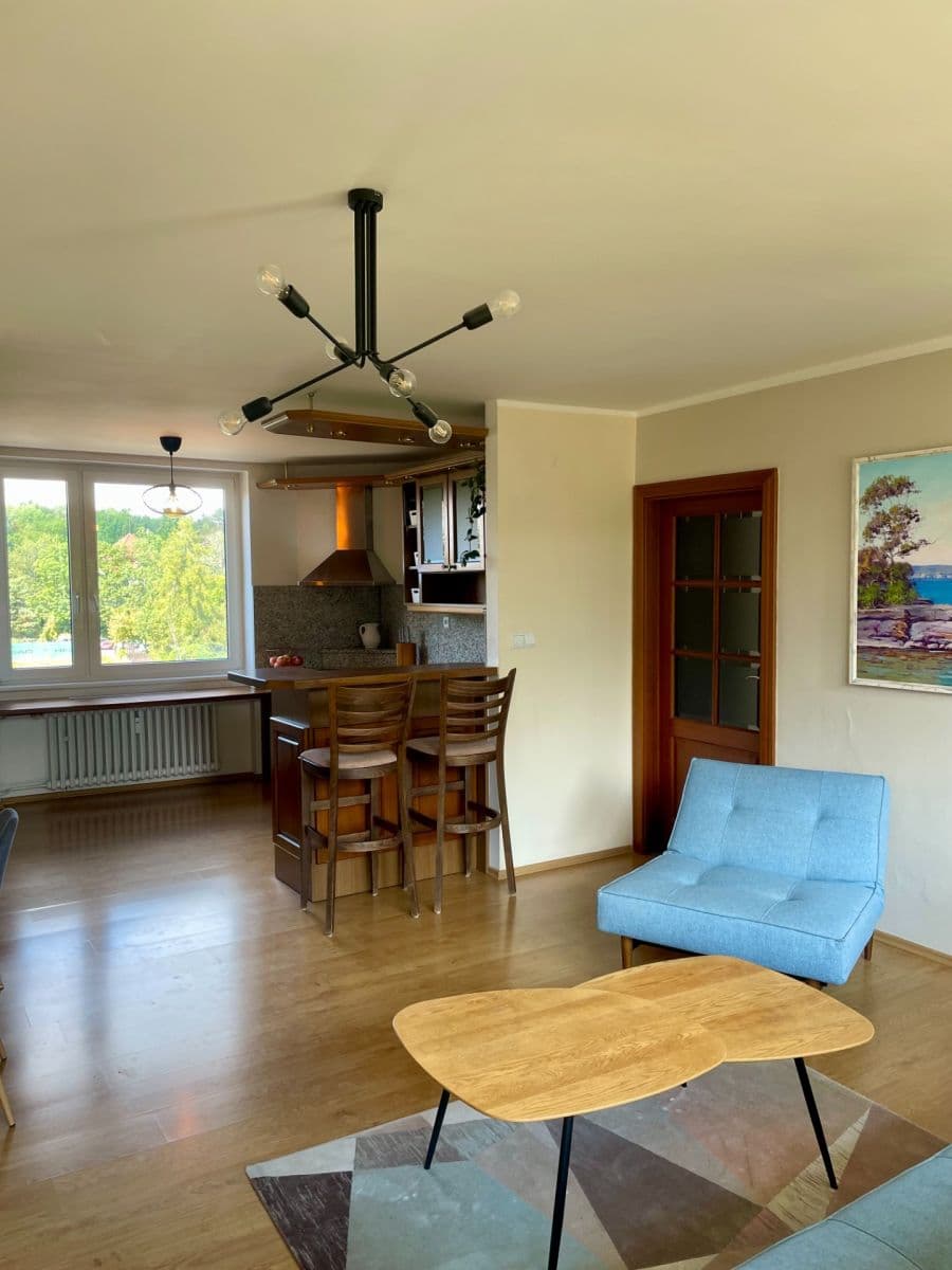 3 bedroom flat to rent, 89 m², K Červenému vrchu, Prague, Prague 3 bedroom flat to rent, 89 m², K Červenému vrchu, Prague, Prague