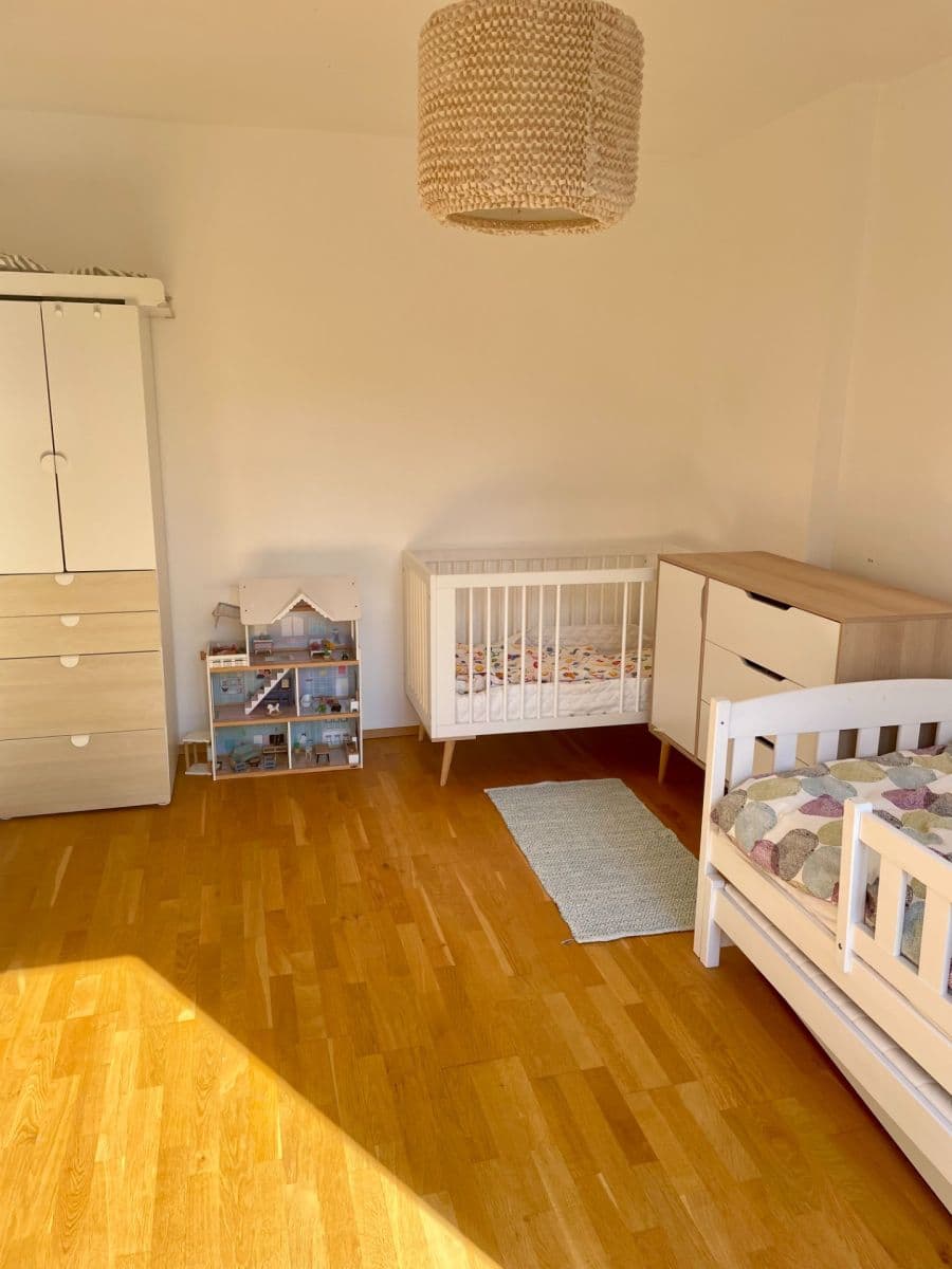 3 bedroom flat to rent, 89 m², K Červenému vrchu, Prague, Prague 3 bedroom flat to rent, 89 m², K Červenému vrchu, Prague, Prague