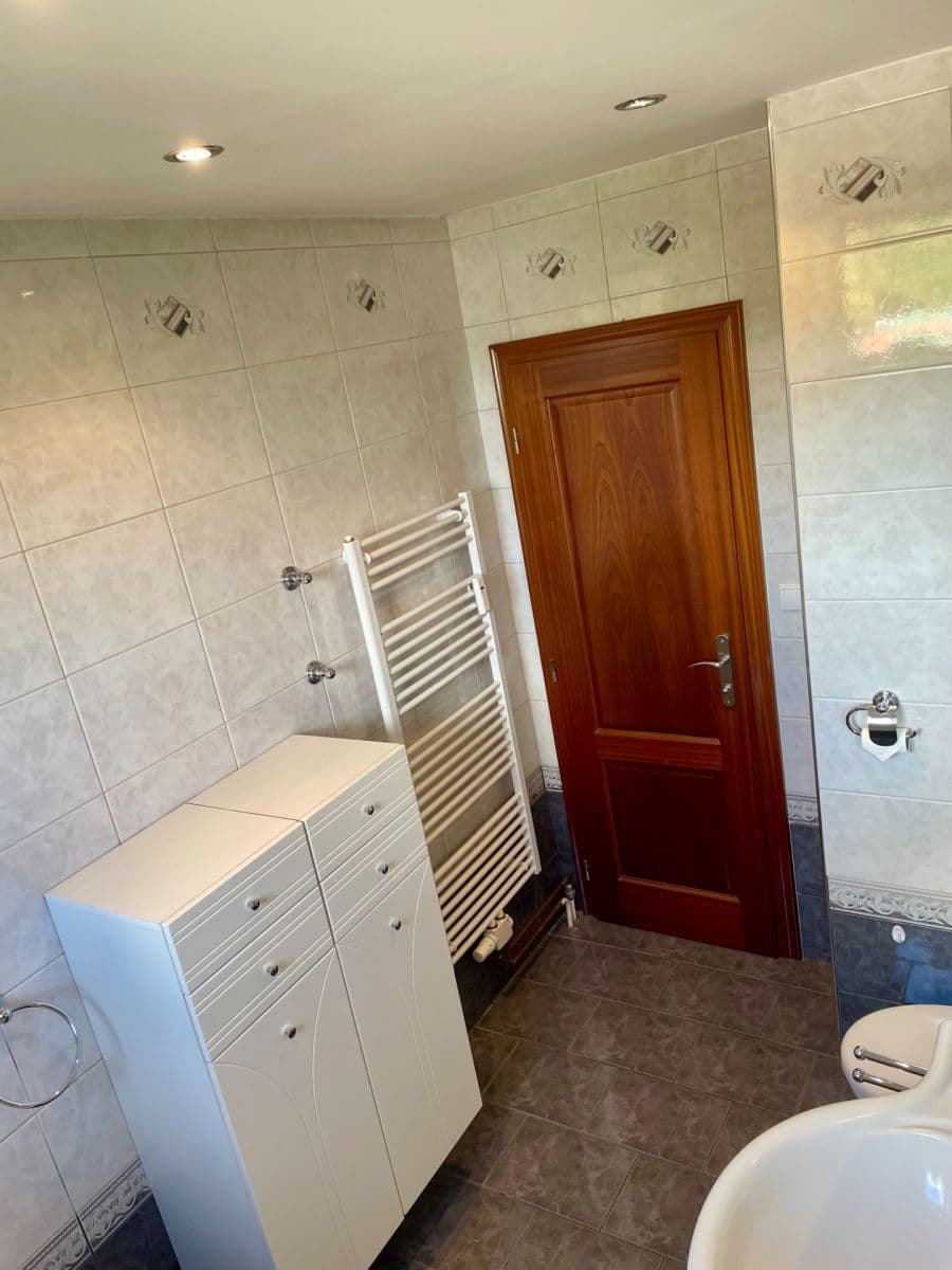 3 bedroom flat to rent, 89 m², K Červenému vrchu, Prague, Prague 3 bedroom flat to rent, 89 m², K Červenému vrchu, Prague, Prague