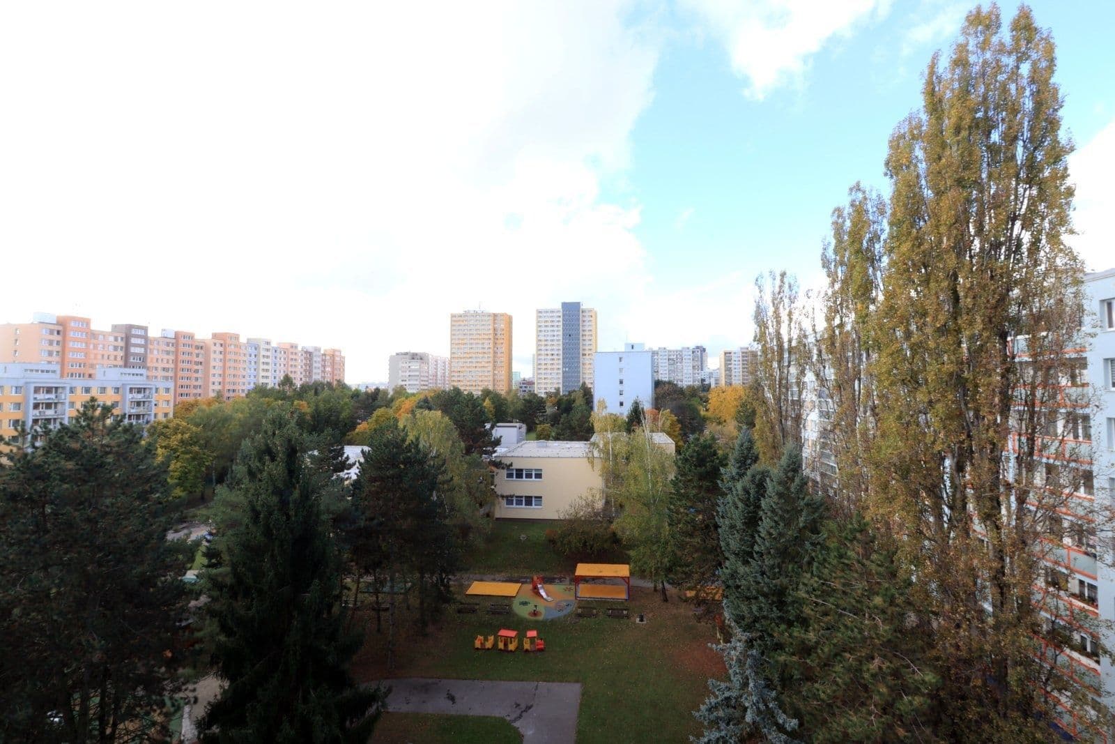 2 bedroom with open-plan kitchen flat to rent, 70 m², Štichova, Prague, Prague 2 bedroom with open-plan kitchen flat to rent, 70 m², Štichova, Prague, Prague