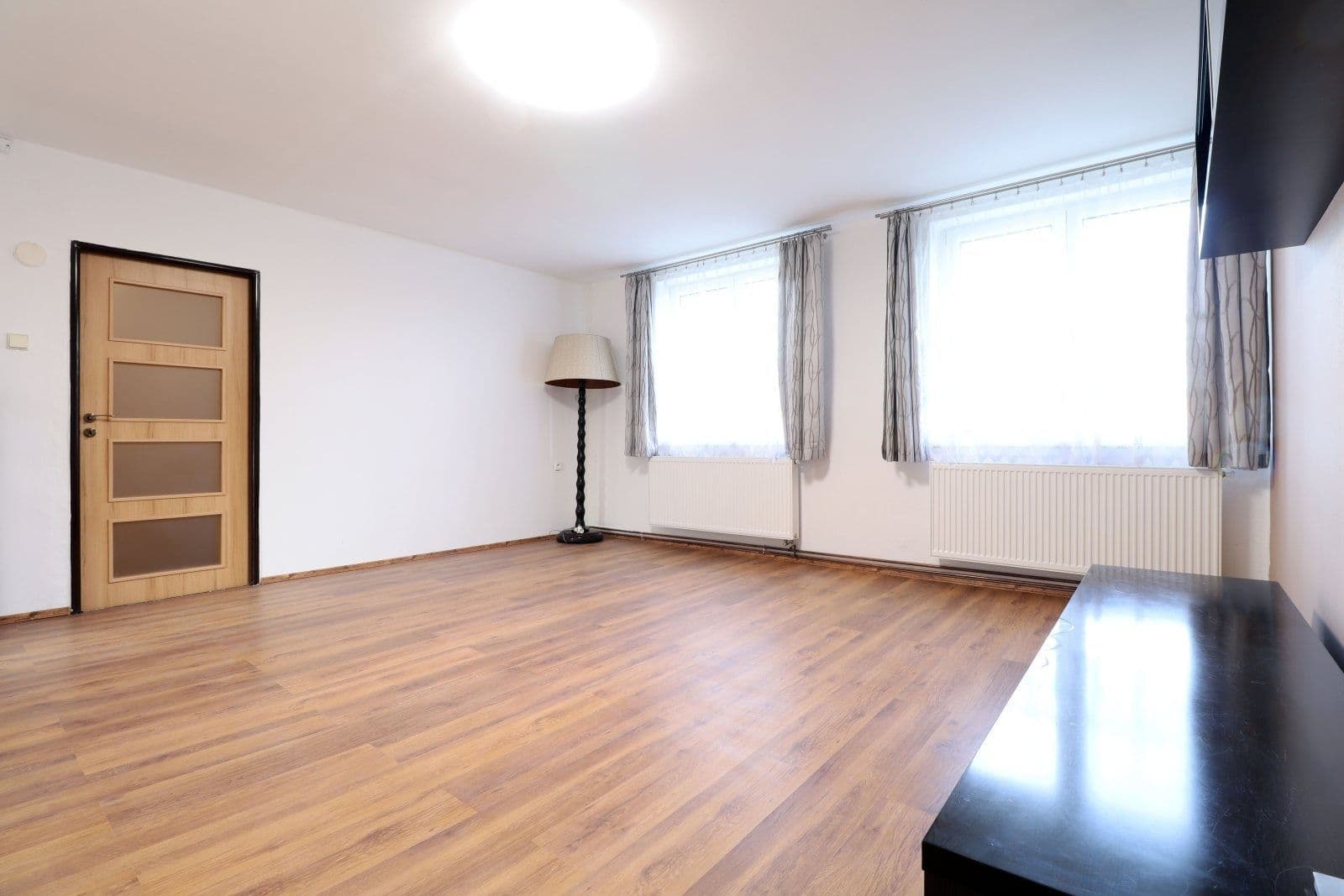 2 bedroom flat to rent, 71 m², náměstí U lípy svobody, Prague, Prague 2 bedroom flat to rent, 71 m², náměstí U lípy svobody, Prague, Prague