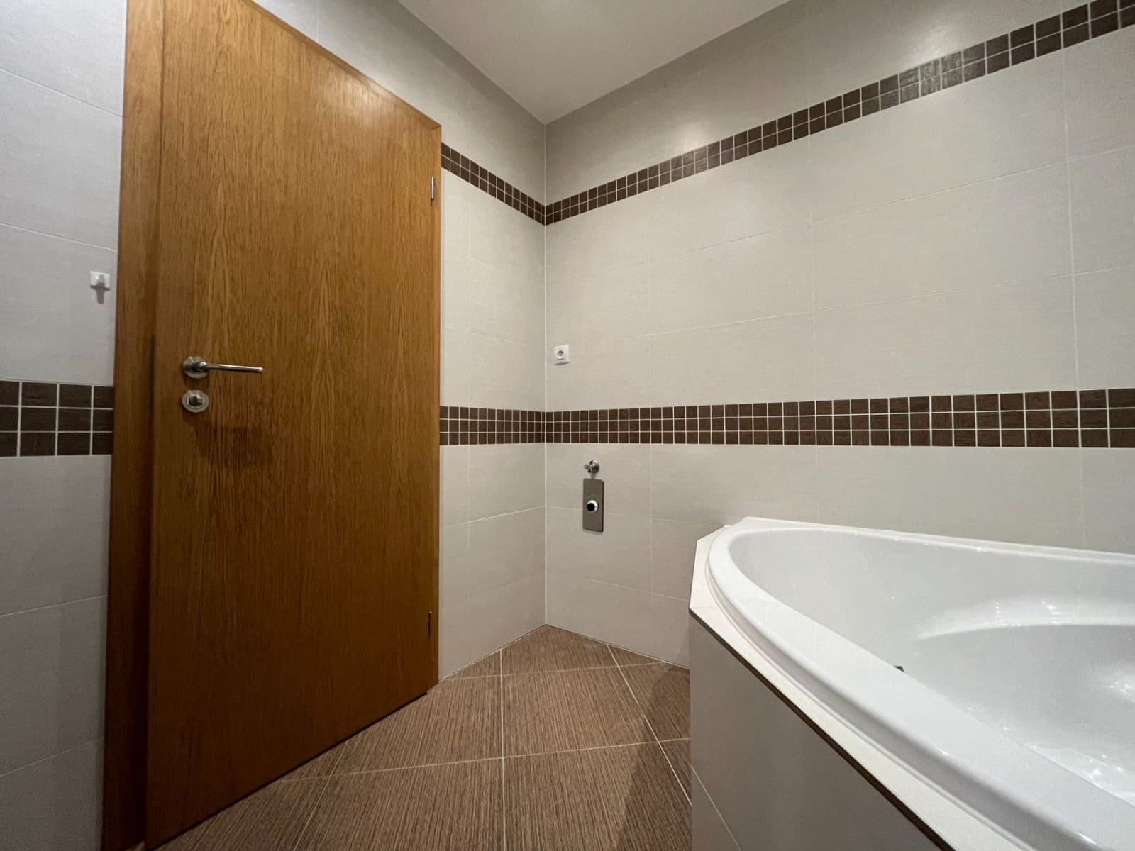 2 bedroom with open-plan kitchen flat for sale, 94 m², Sazovická, Prague, Prague 2 bedroom with open-plan kitchen flat for sale, 94 m², Sazovická, Prague, Prague