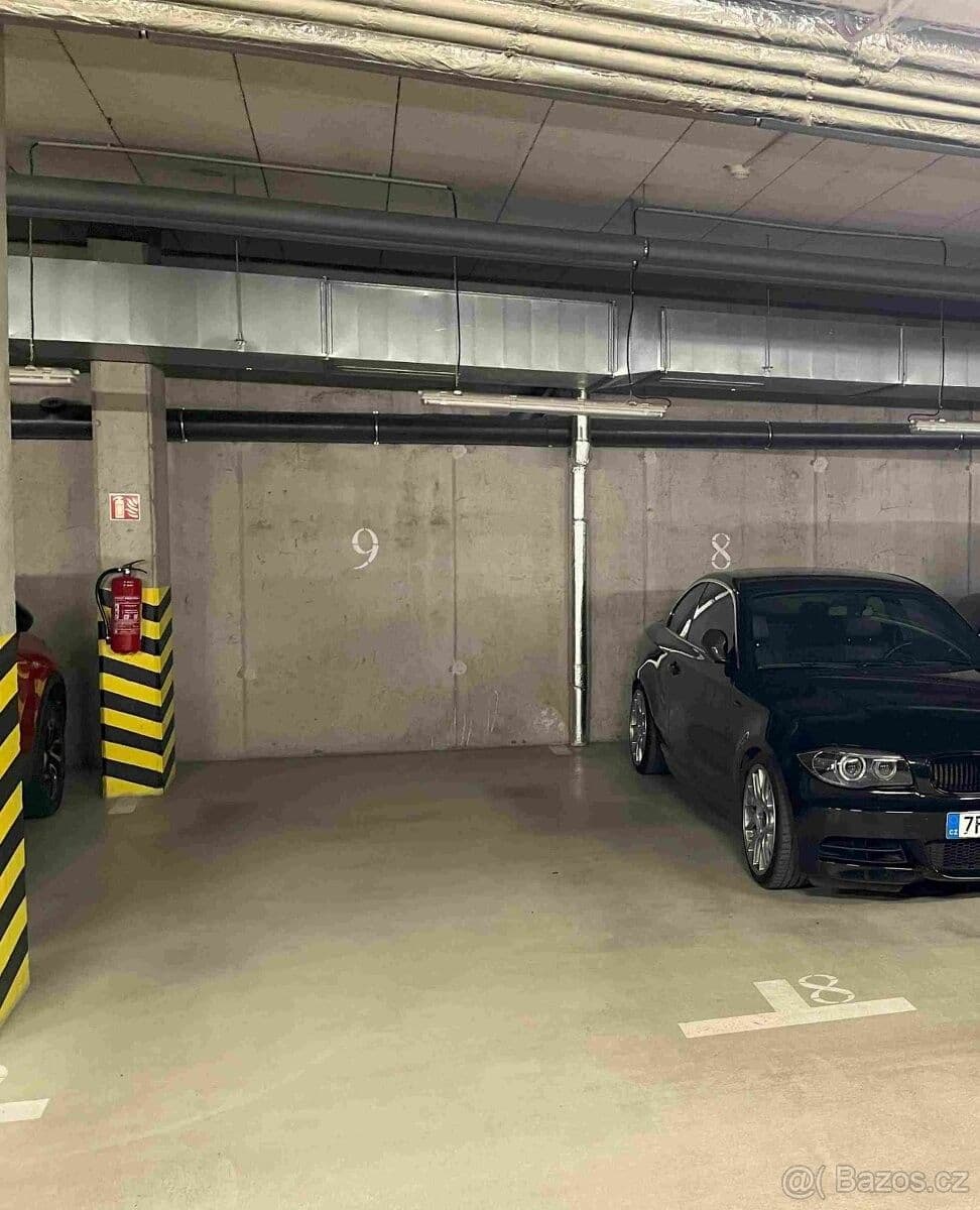 garage to rent, 14 m², Kopečná, Brno, Jihomoravský Region garage to rent, 14 m², Kopečná, Brno, Jihomoravský Region