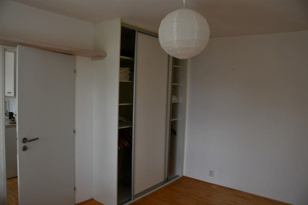 1 bedroom flat to rent, 32 m², Sibiřská, Brno, Jihomoravský Region 1 bedroom flat to rent, 32 m², Sibiřská, Brno, Jihomoravský Region