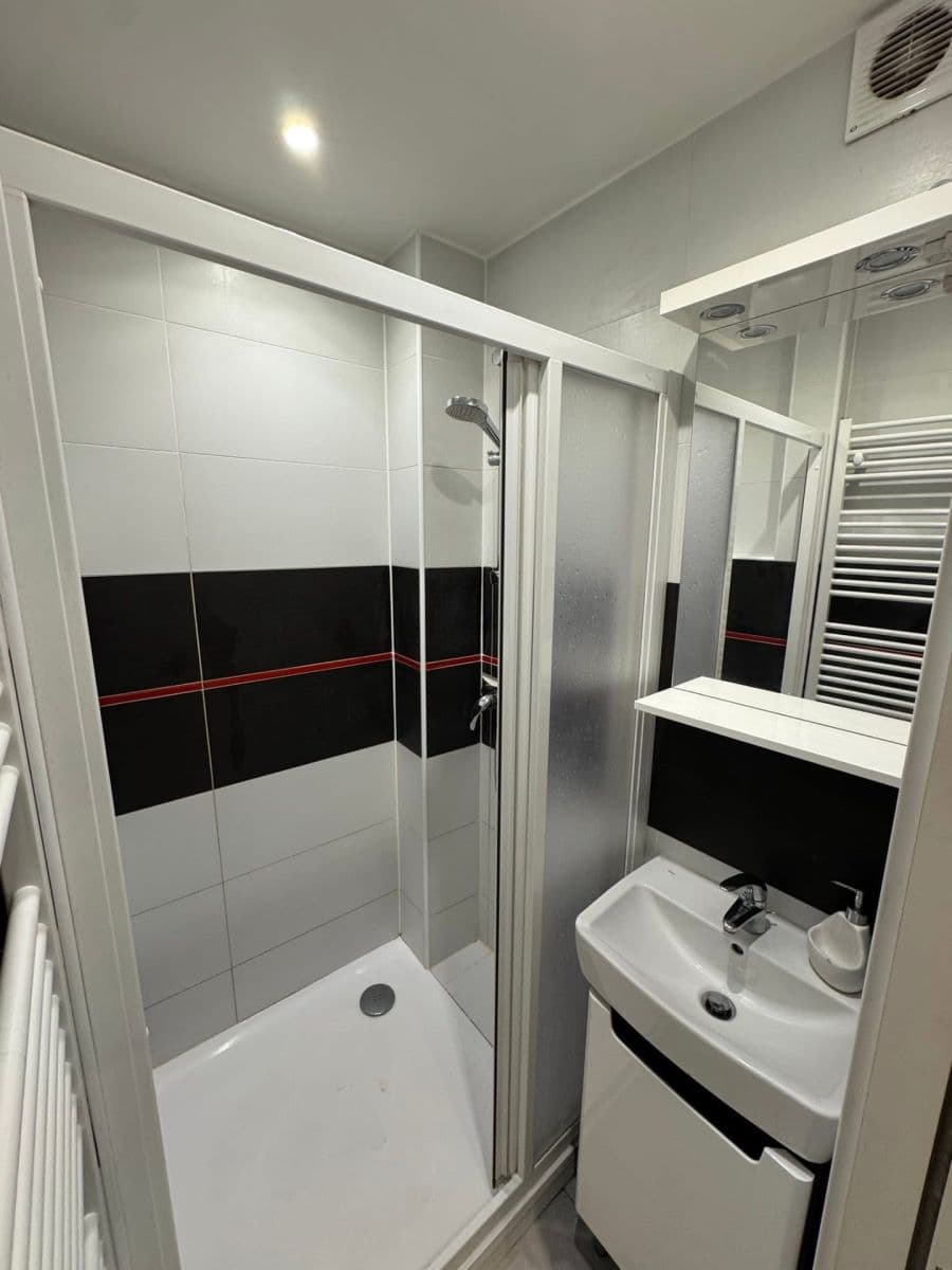 2 bedroom flat to rent, 51 m², Seifertova, Prague, Prague 2 bedroom flat to rent, 51 m², Seifertova, Prague, Prague
