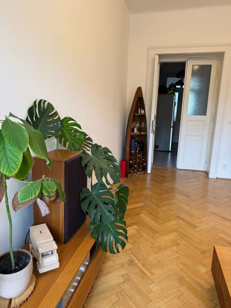 2 bedroom flat to rent, 51 m², Seifertova, Prague, Prague 2 bedroom flat to rent, 51 m², Seifertova, Prague, Prague