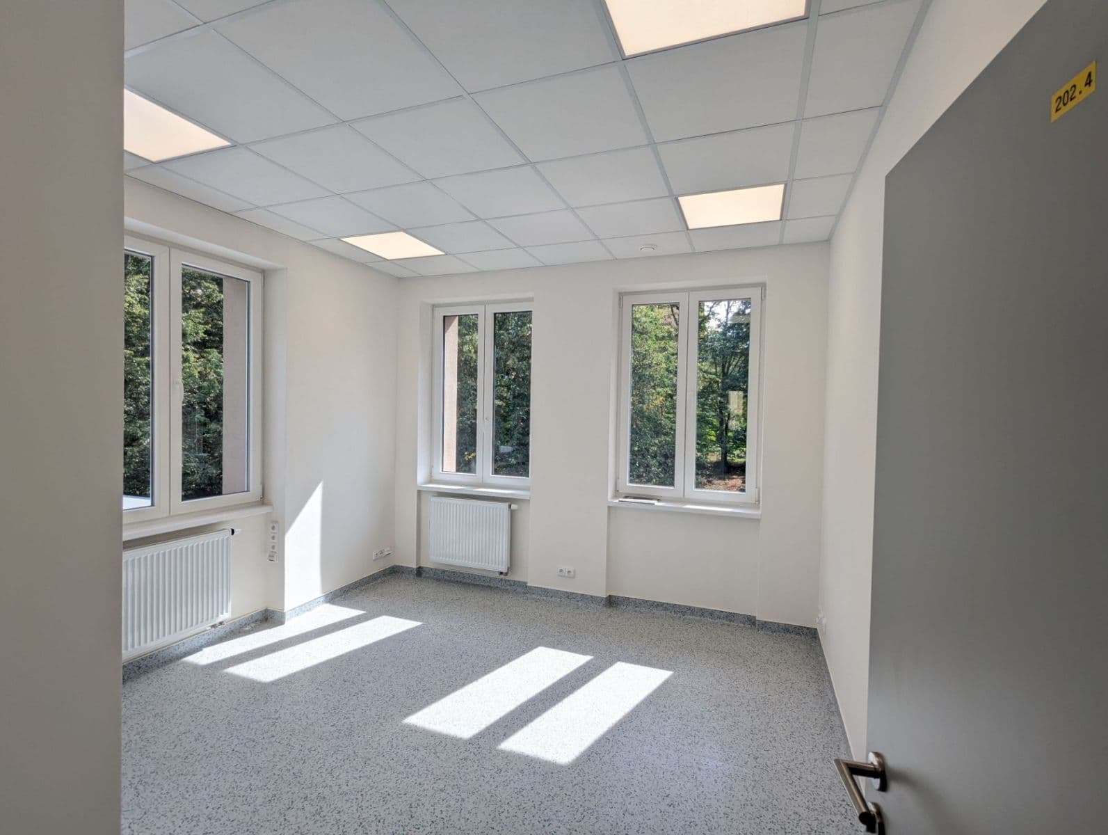 non-residential property to rent, 72 m², Krupská, Prague, Prague non-residential property to rent, 72 m², Krupská, Prague, Prague