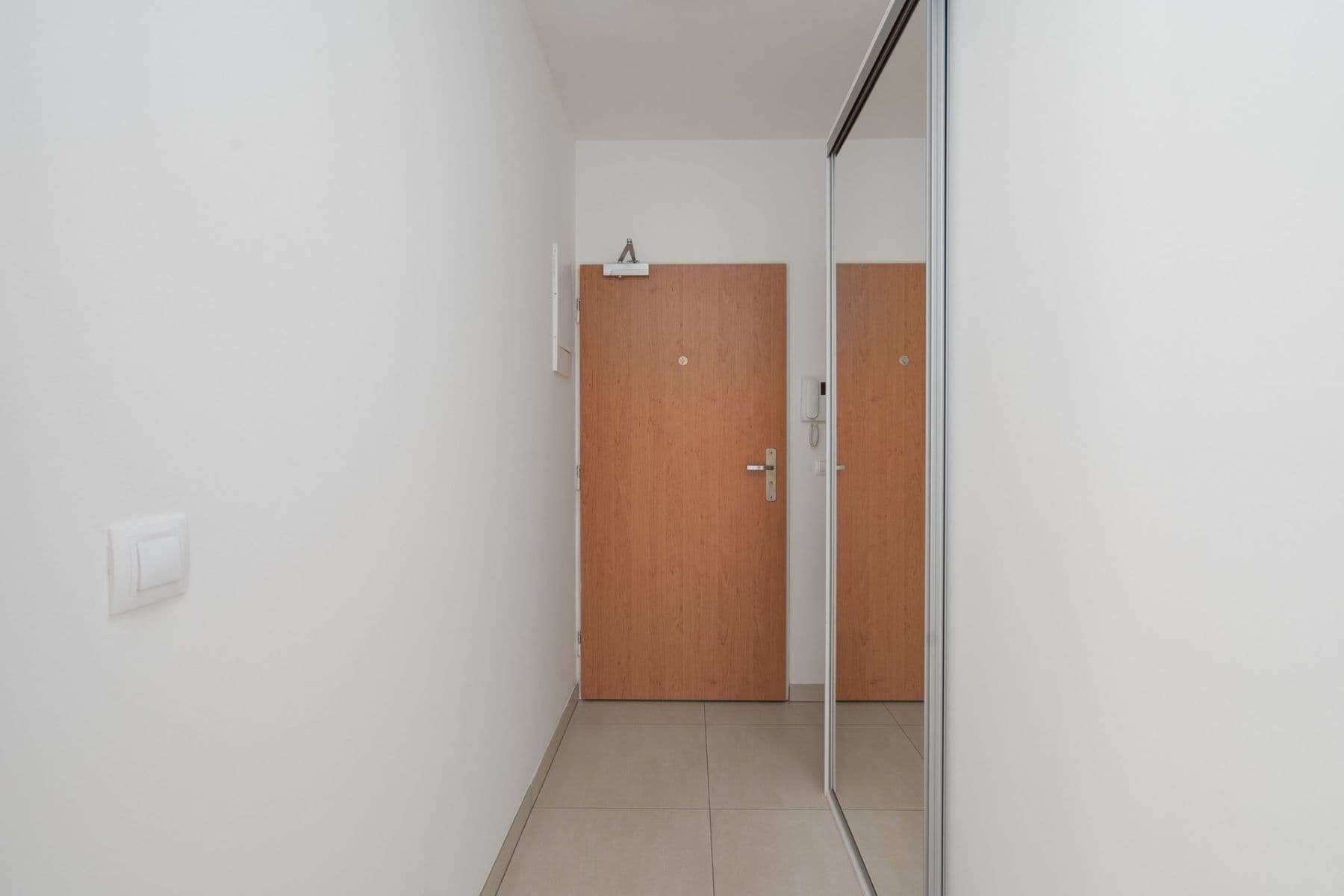 Studio flat to rent, 35 m², Sokolovská, Prague, Prague Studio flat to rent, 35 m², Sokolovská, Prague, Prague