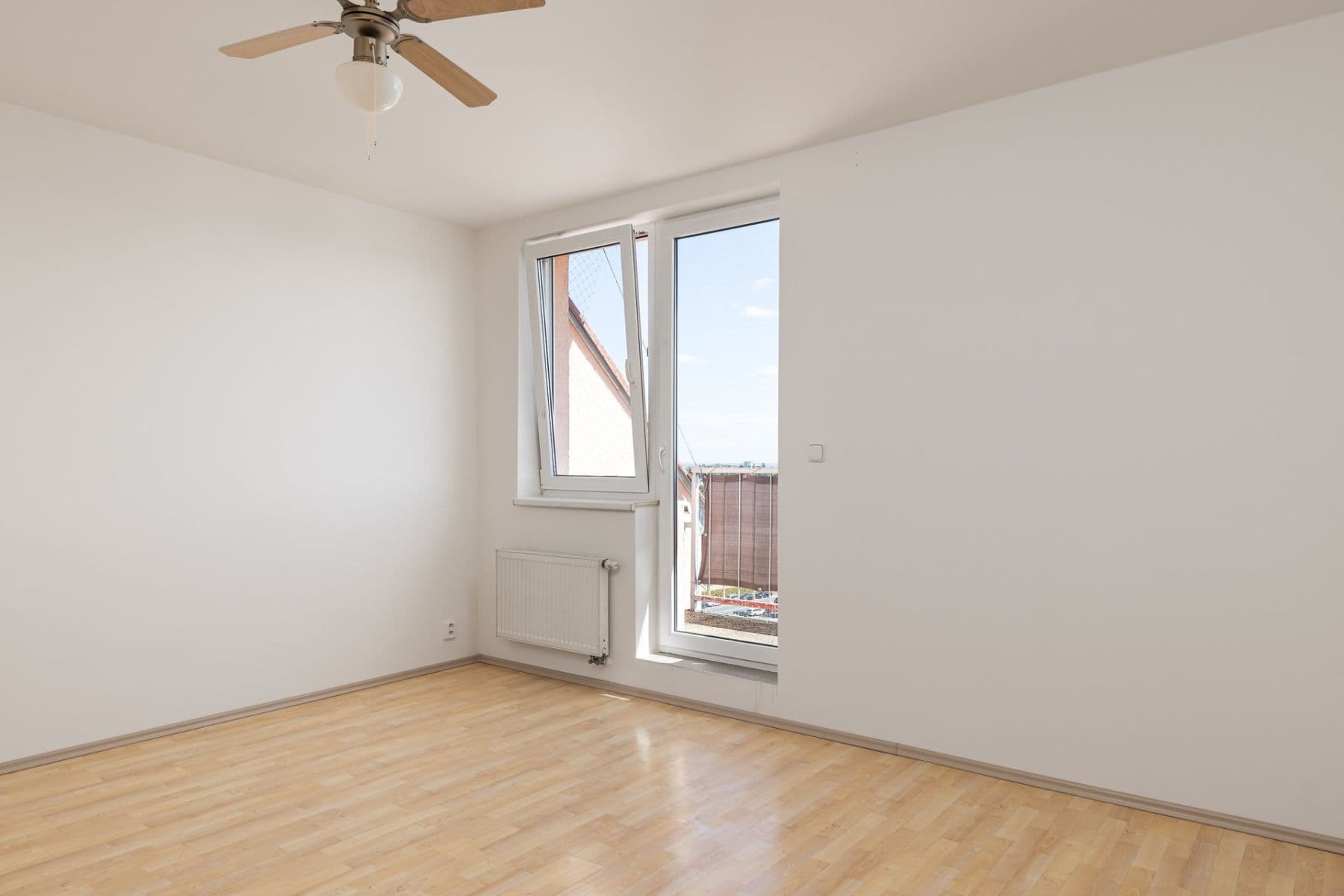 2 bedroom with open-plan kitchen flat to rent, 85 m², Ivančická, Prague, Prague 2 bedroom with open-plan kitchen flat to rent, 85 m², Ivančická, Prague, Prague