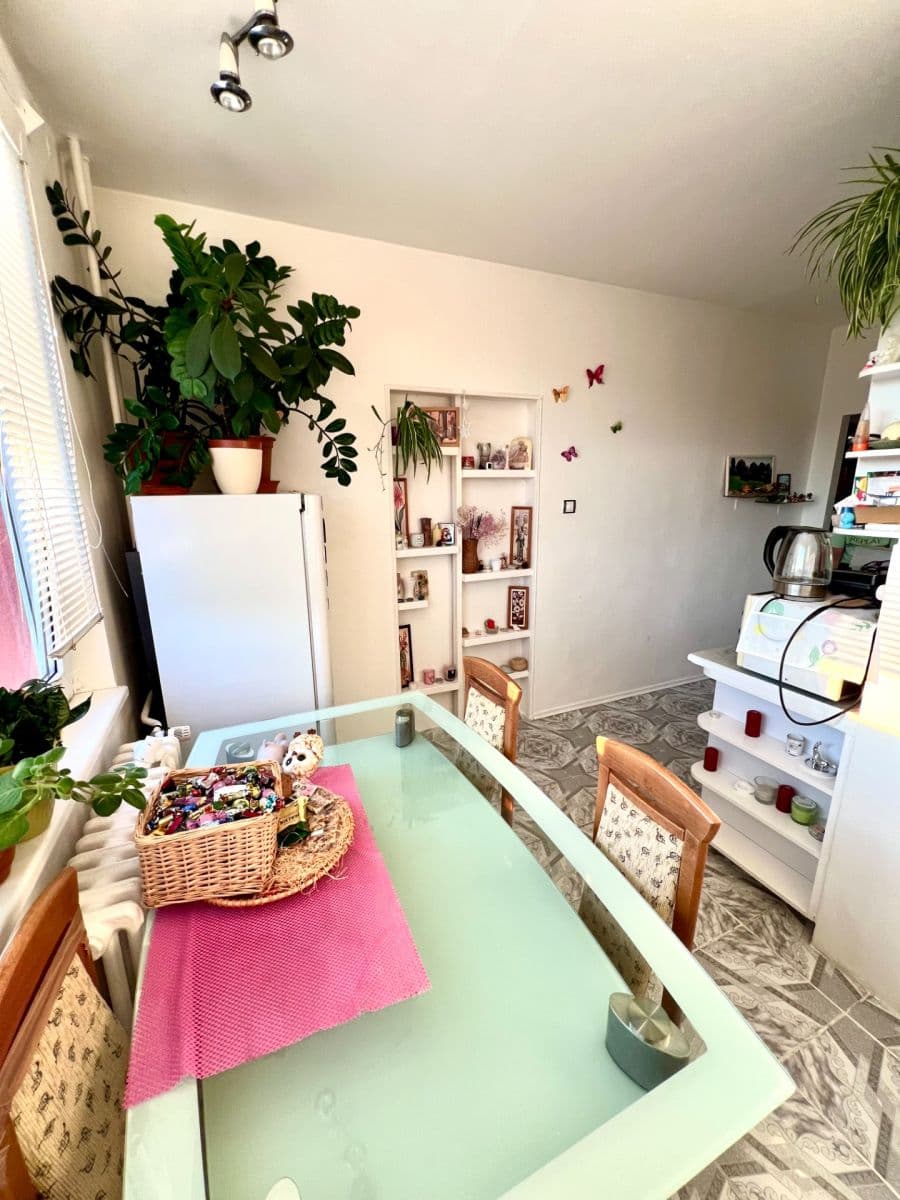 2 bedroom flat for sale, 62 m², Tupolevova, Prague, Prague 2 bedroom flat for sale, 62 m², Tupolevova, Prague, Prague