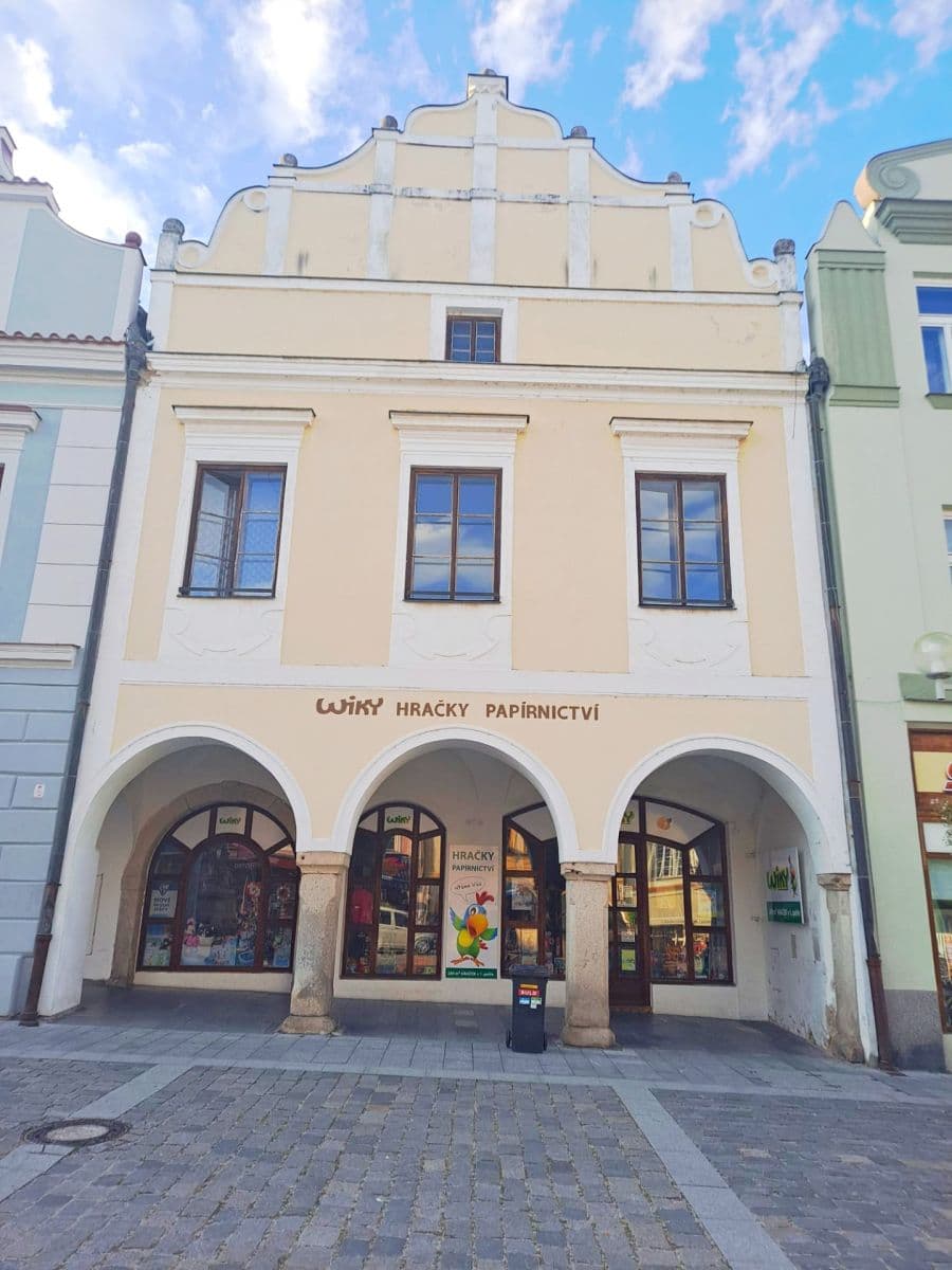 1 bedroom with open-plan kitchen flat to rent, 65 m², Husova, Třeboň, Jihočeský Region 1 bedroom with open-plan kitchen flat to rent, 65 m², Husova, Třeboň, Jihočeský Region