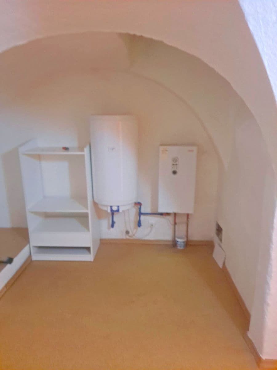 1 bedroom with open-plan kitchen flat to rent, 65 m², Husova, Třeboň, Jihočeský Region 1 bedroom with open-plan kitchen flat to rent, 65 m², Husova, Třeboň, Jihočeský Region