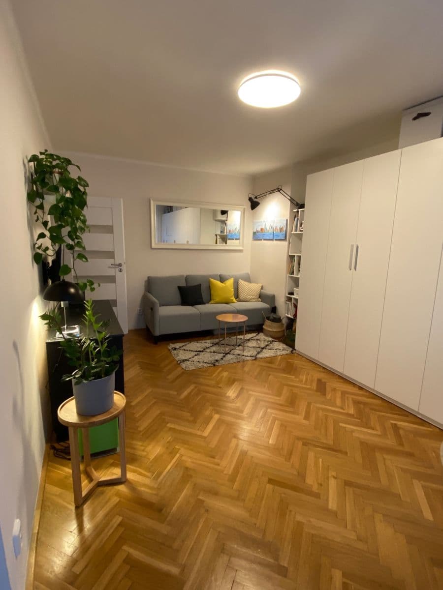 Studio flat to rent, 27 m², Gončarenkova, Prague, Prague Studio flat to rent, 27 m², Gončarenkova, Prague, Prague