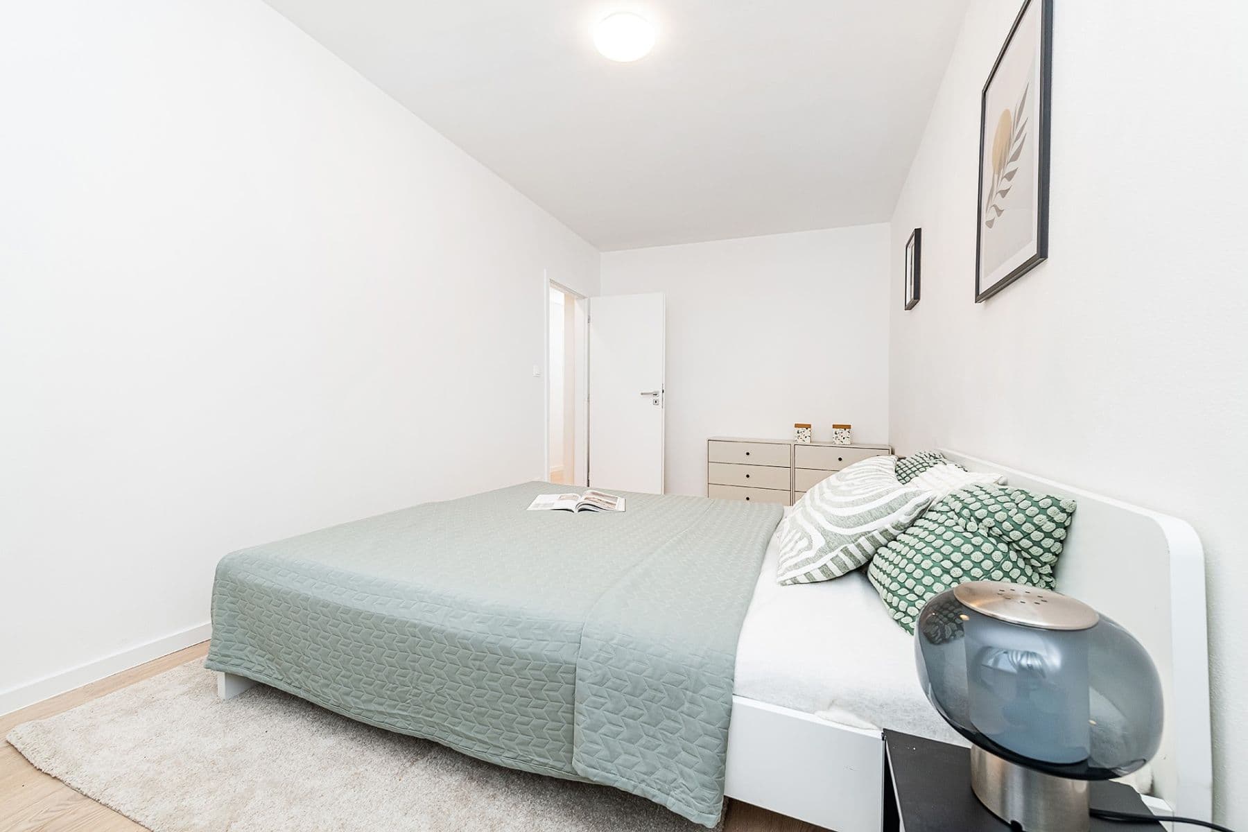 3 bedroom with open-plan kitchen flat for sale, 80 m², Parmská, Prague, Prague 3 bedroom with open-plan kitchen flat for sale, 80 m², Parmská, Prague, Prague